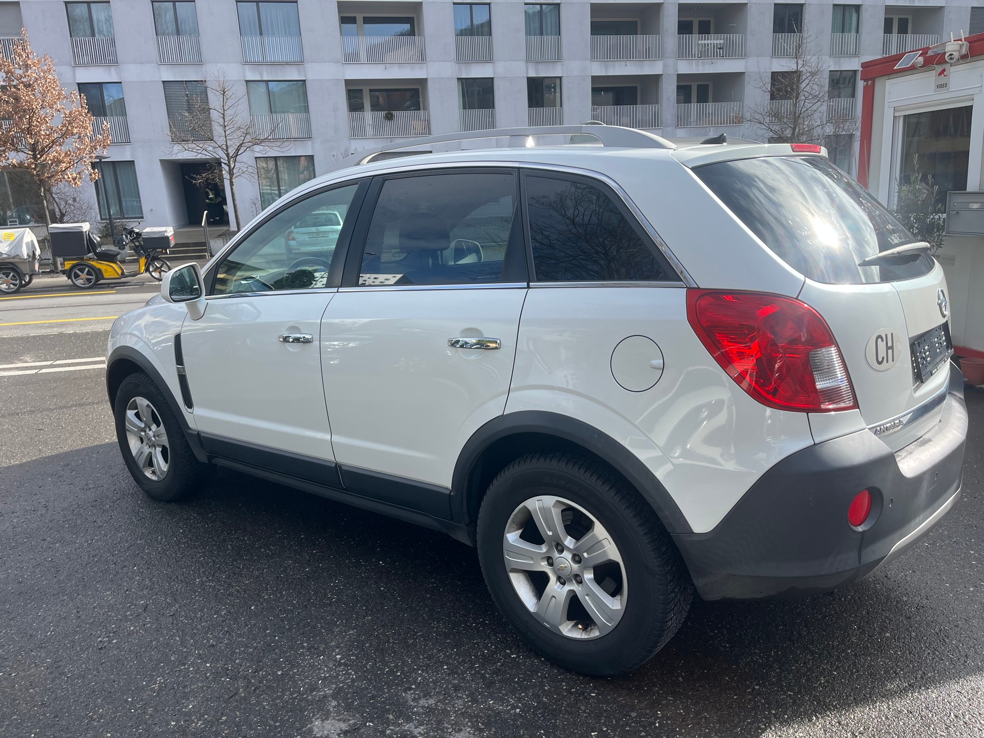 OPEL Antara 2.2 CDTi Cosmo 4WD Automatic-image-2
