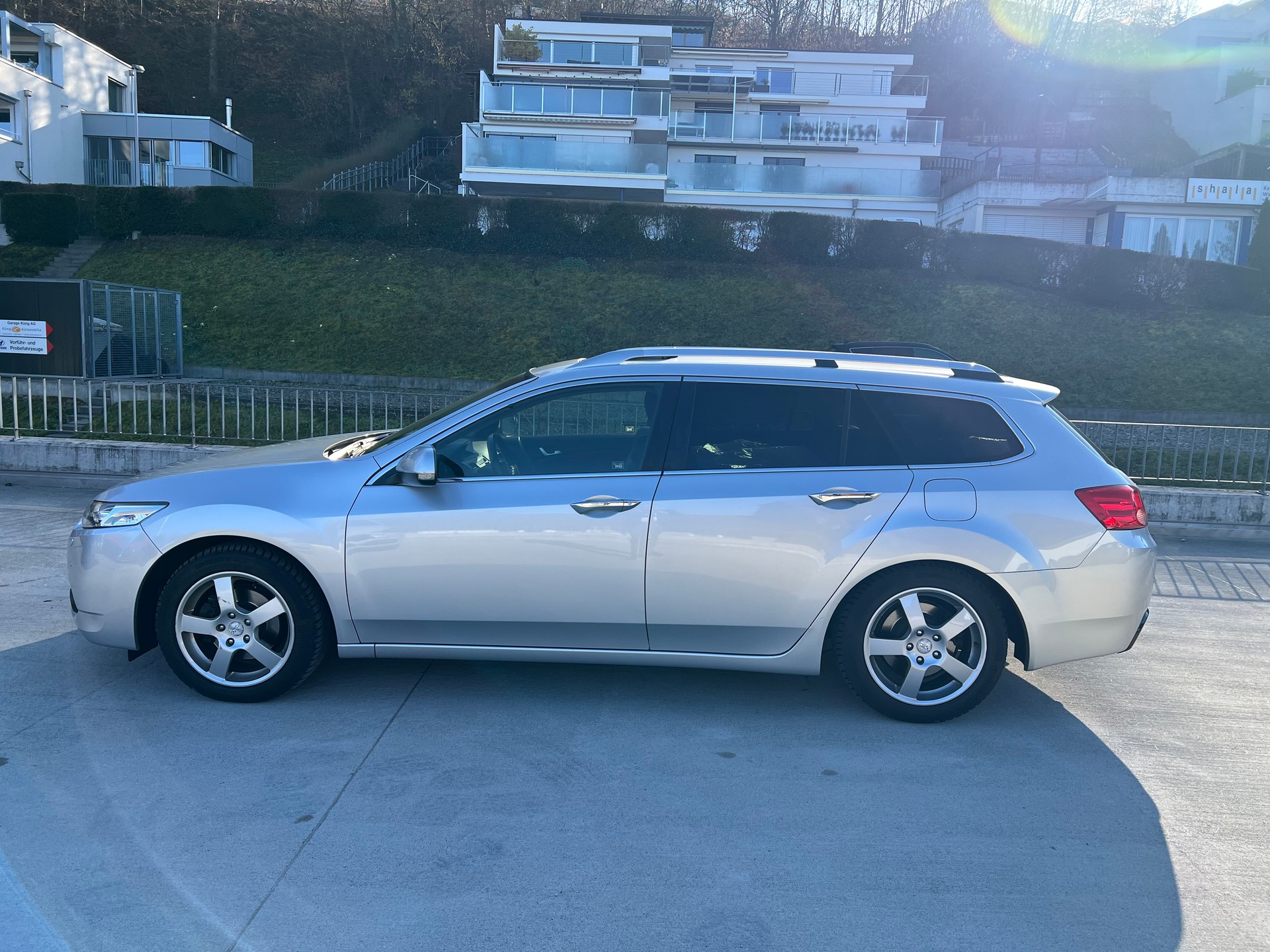 HONDA Accord Tourer 2.2 i-CTDi Executive Automatic-showroom-element-3
