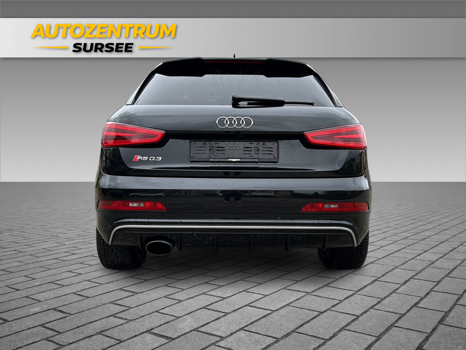 AUDI RS Q3 2.5 TFSI quattro S-Tronic-image-4