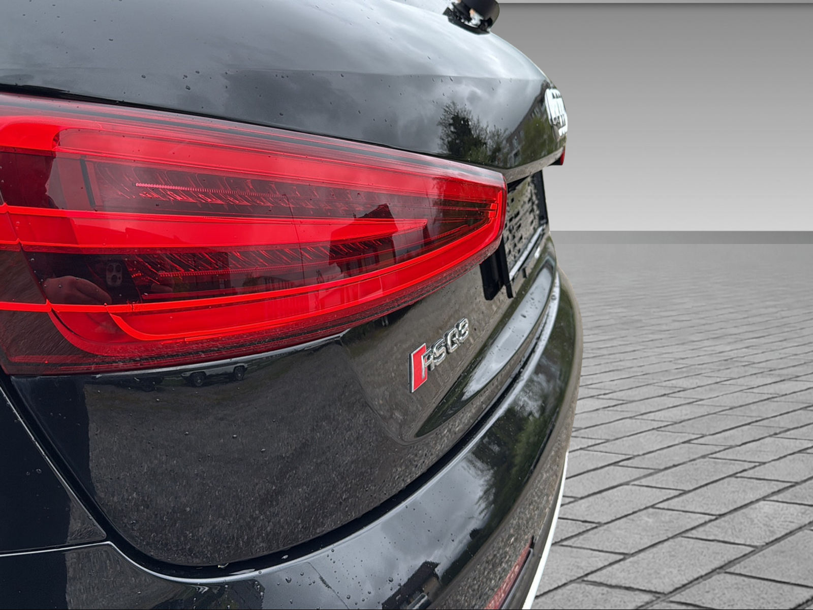 AUDI RS Q3 2.5 TFSI quattro S-Tronic-showroom-element-3