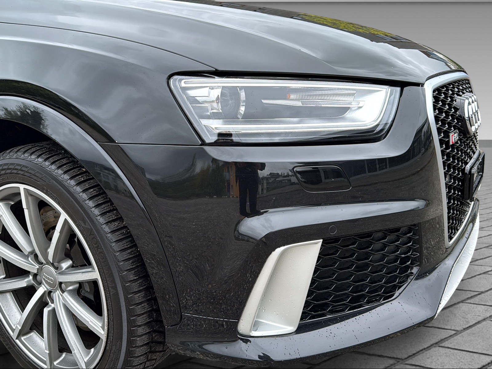 AUDI RS Q3 2.5 TFSI quattro S-Tronic-image-8