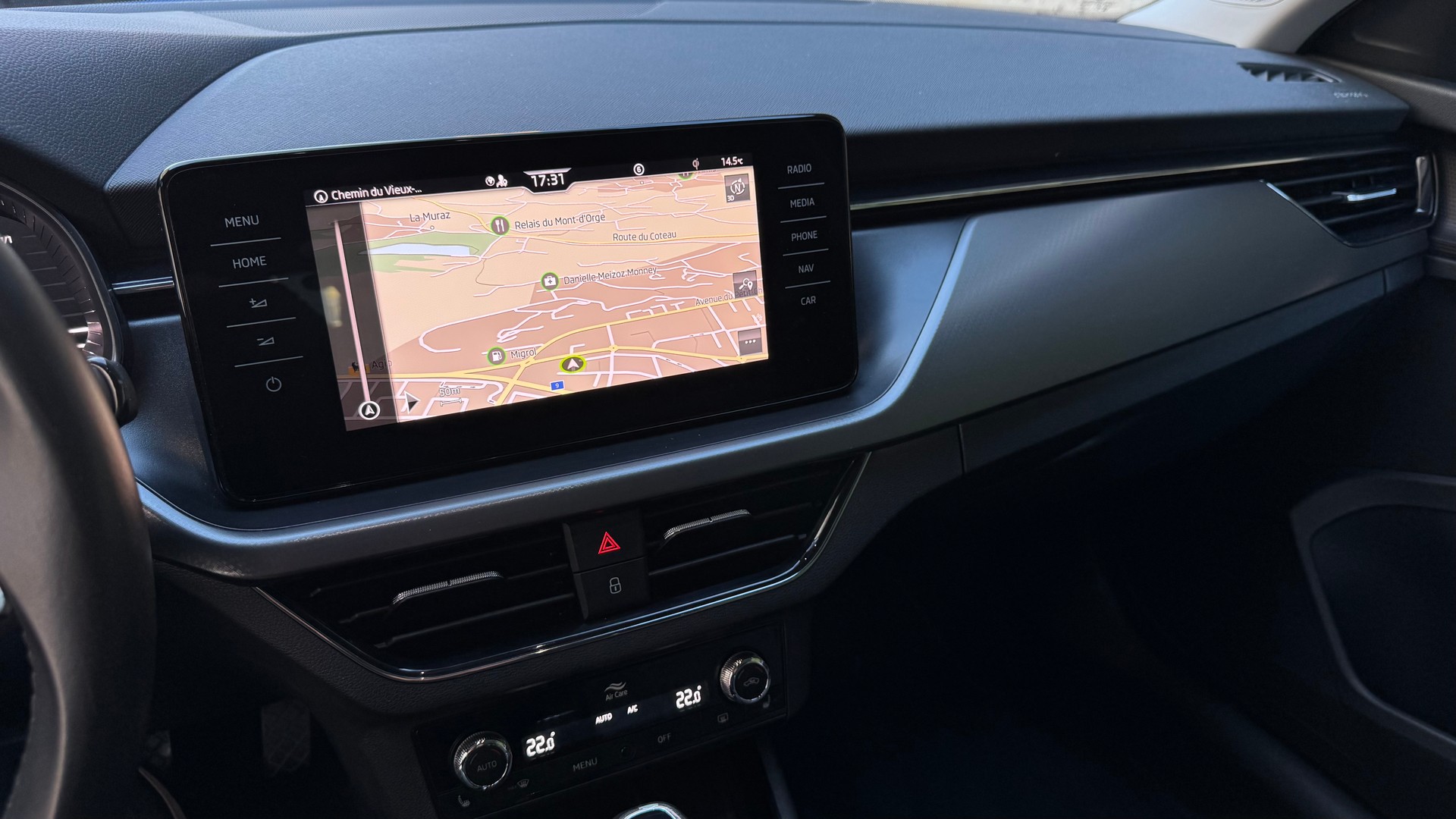 SKODA Kamiq 1.0 TSI Ambition DSG-image-14