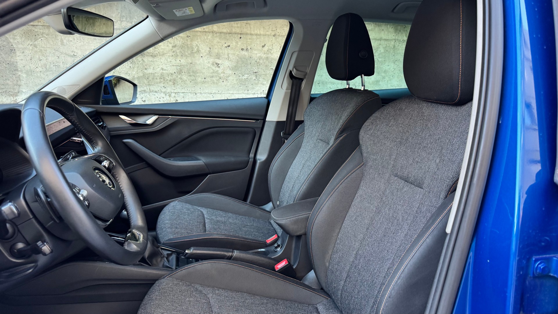 SKODA Kamiq 1.0 TSI Ambition DSG-image-9