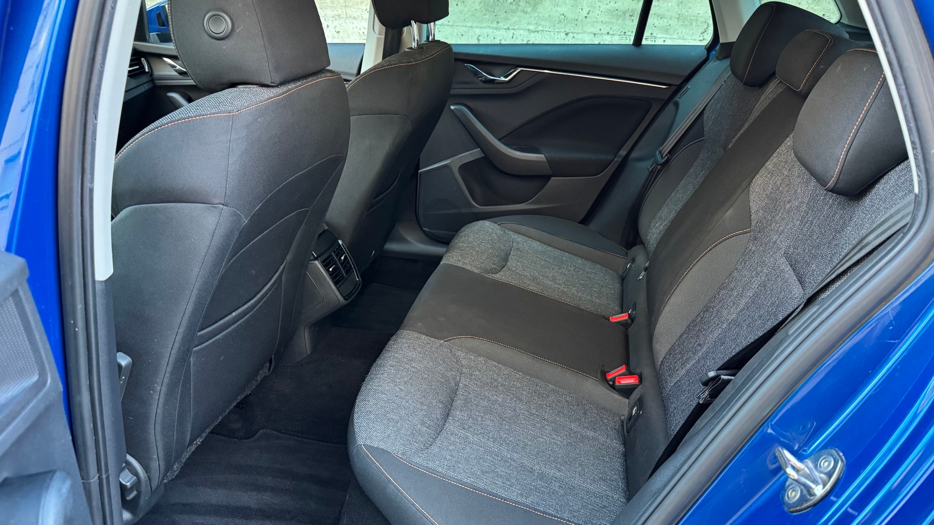 SKODA Kamiq 1.0 TSI Ambition DSG-image-10