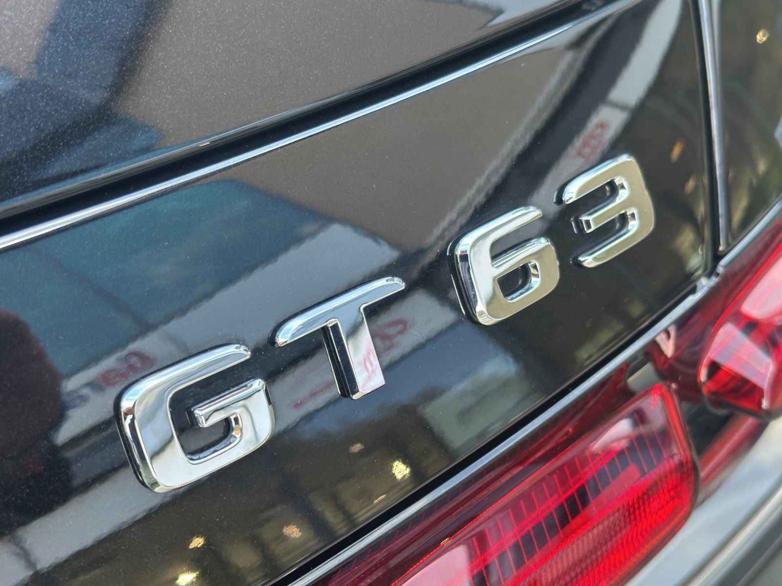 MERCEDES-BENZ AMG GT 63 4Matic+ Executive Edition-image-24