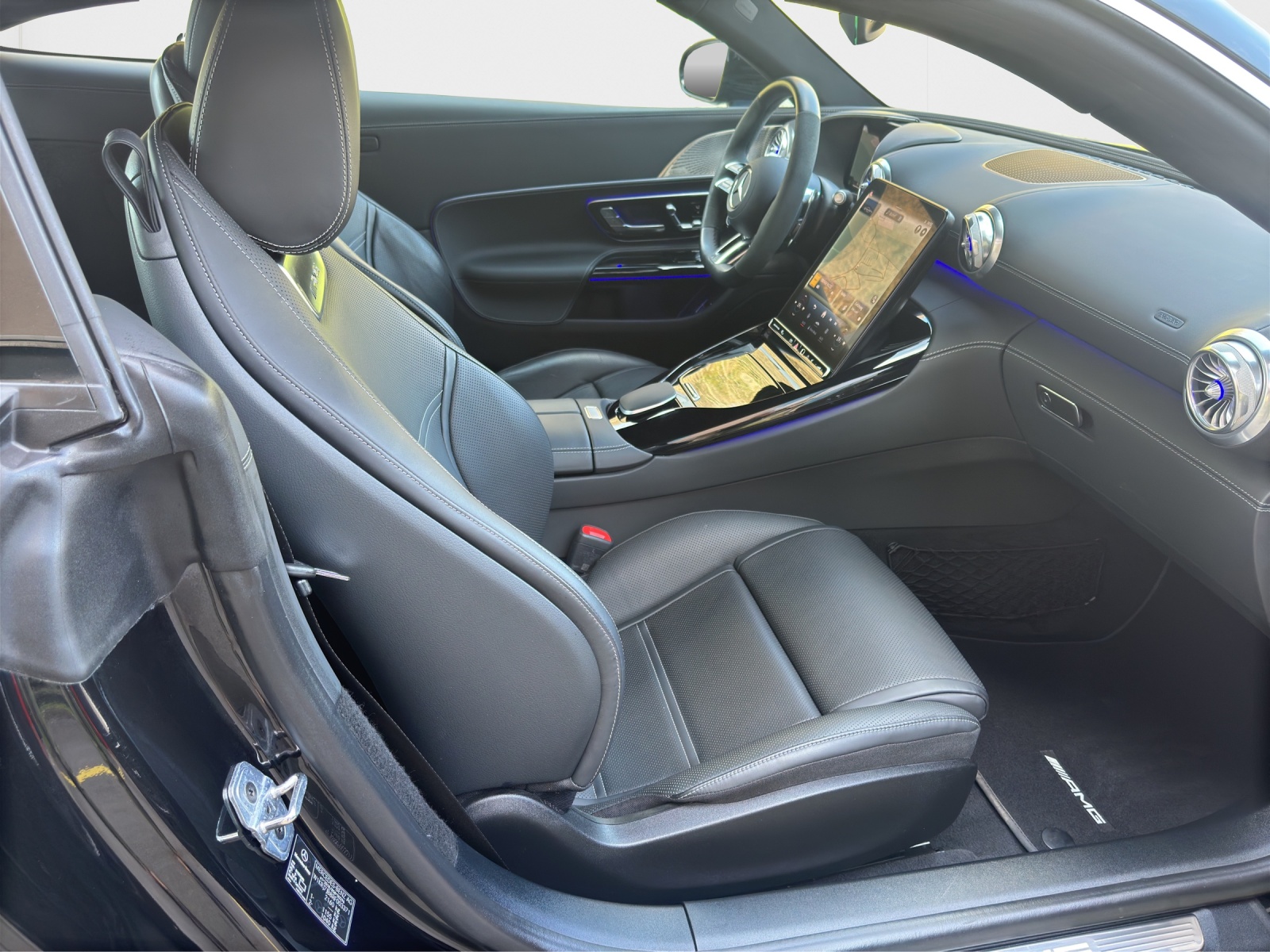 MERCEDES-BENZ AMG GT 63 4Matic+ Executive Edition-image-13