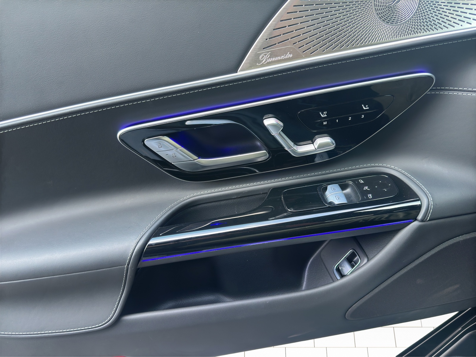 MERCEDES-BENZ AMG GT 63 4Matic+ Executive Edition-image-12
