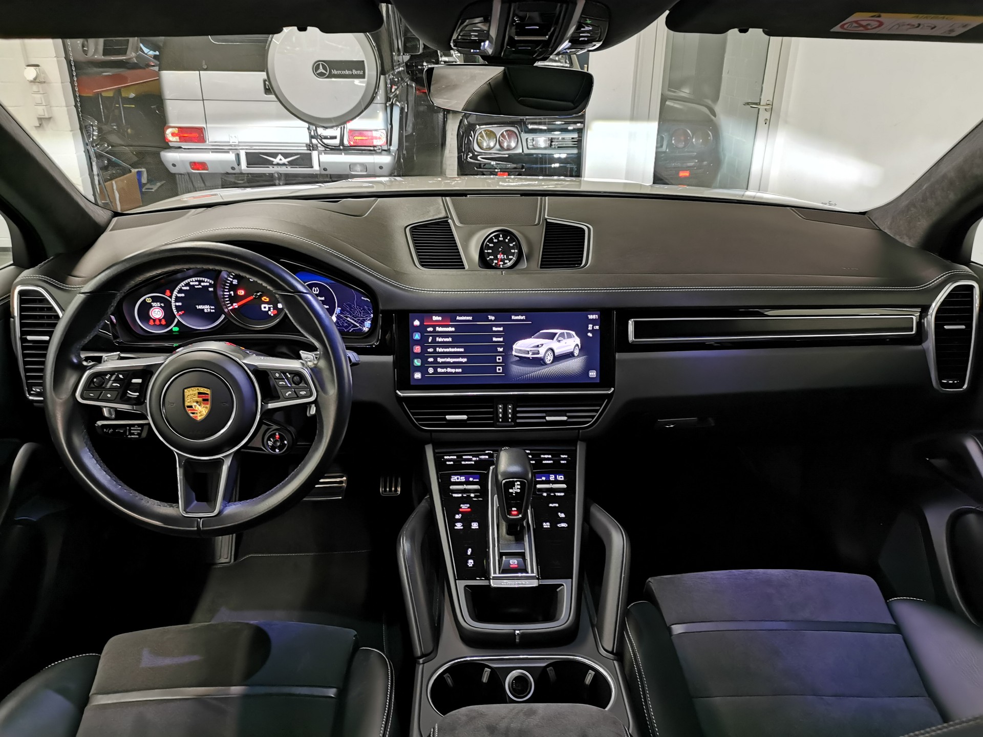 PORSCHE Cayenne GTS TURBO BIS 570 PS KREIDE ABSTANDSREGELTEMPOMAT 360° KAMERA ALCANTRA PANORAMADACH FACELIFT 2023 AHK SPORTABGAS HEADUP-image-9