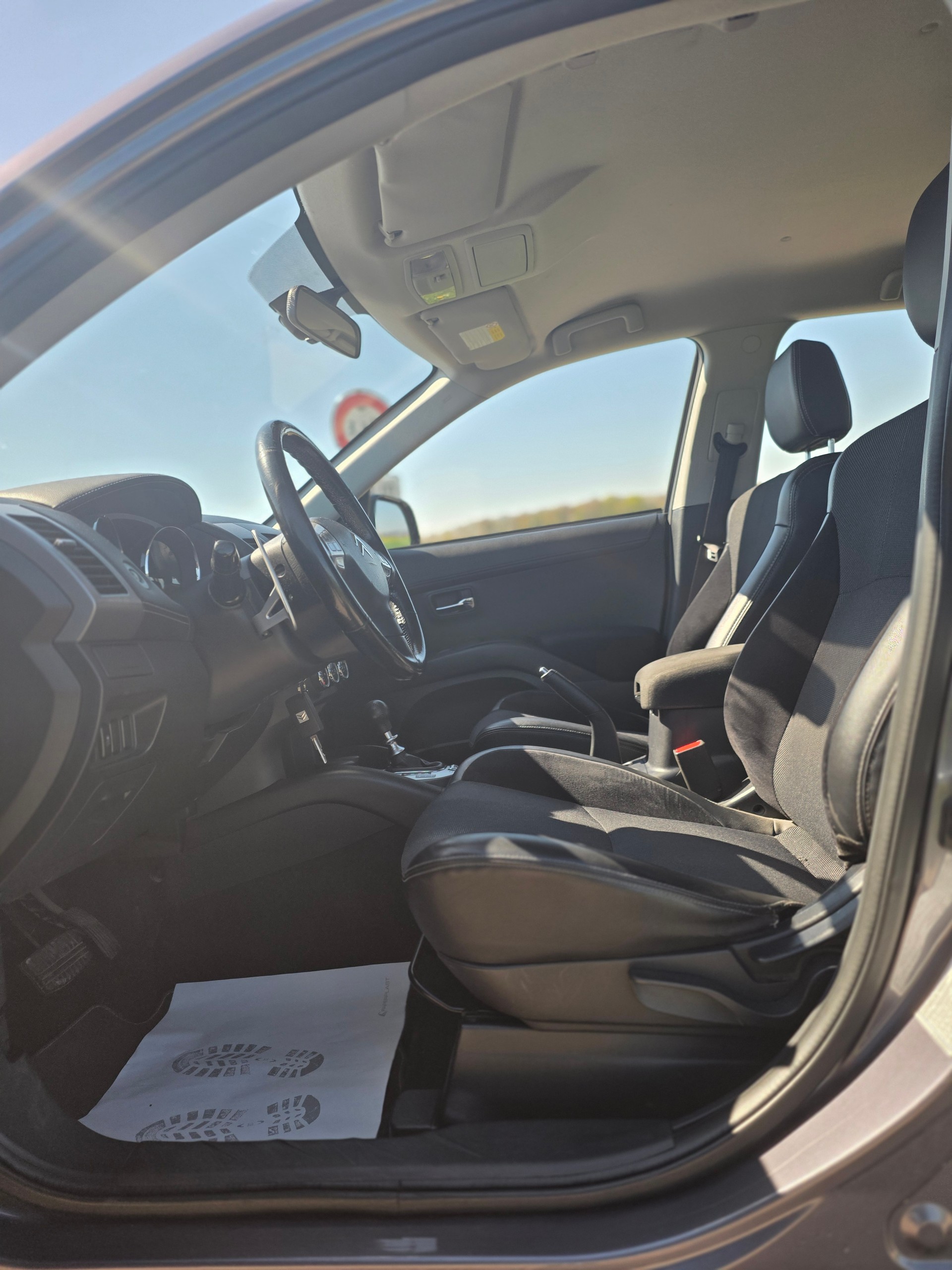 CITROEN C-Crosser 2.2 HDi VTR DCS6-image-9