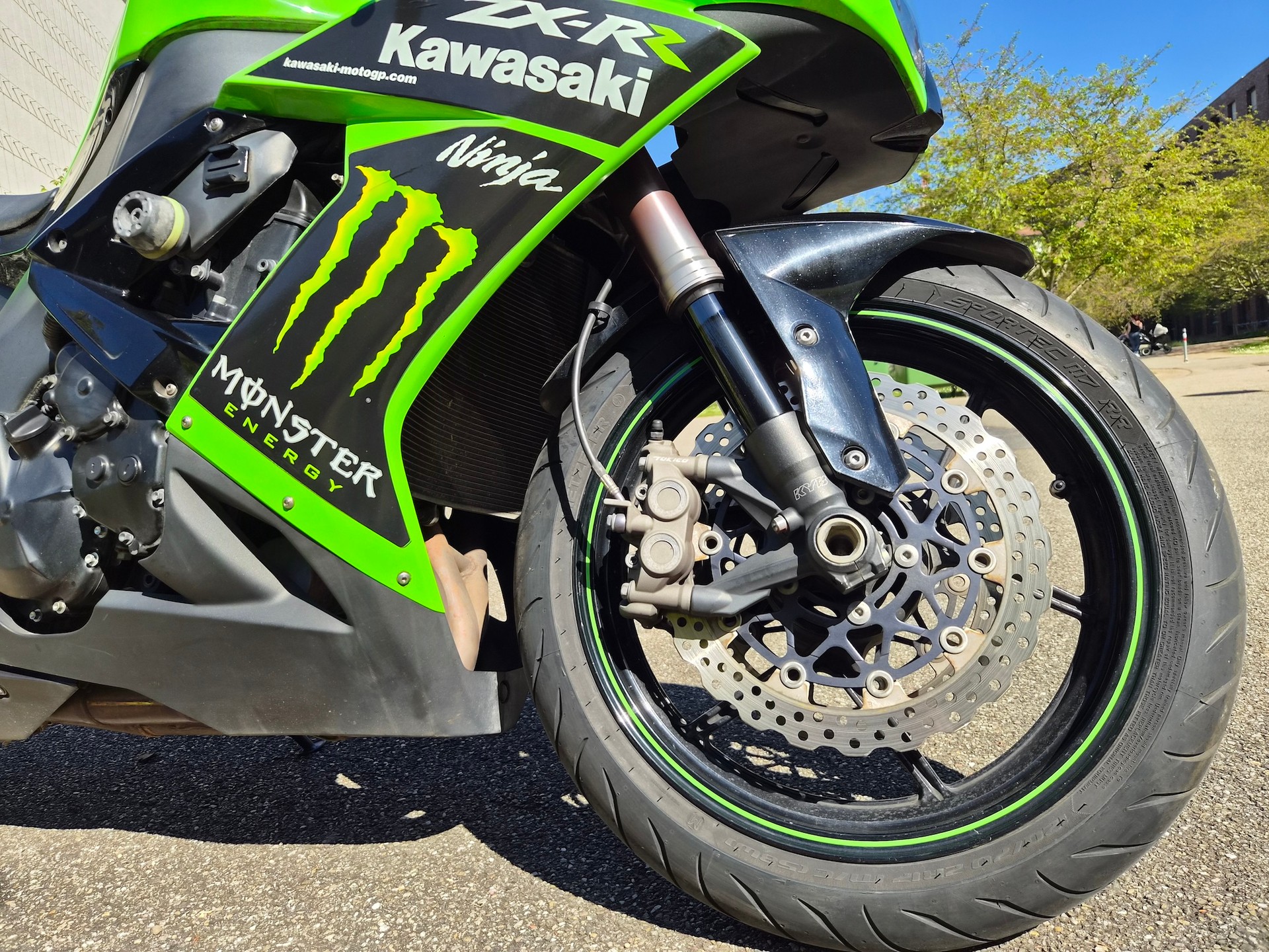 KAWASAKI Ninja ZX-10R-image-4