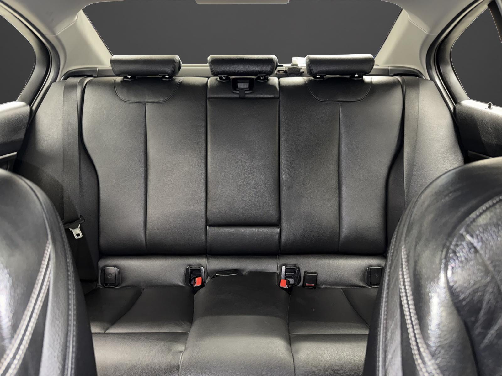 BMW ActiveHybrid 3 Luxury Line Steptronic-image-9