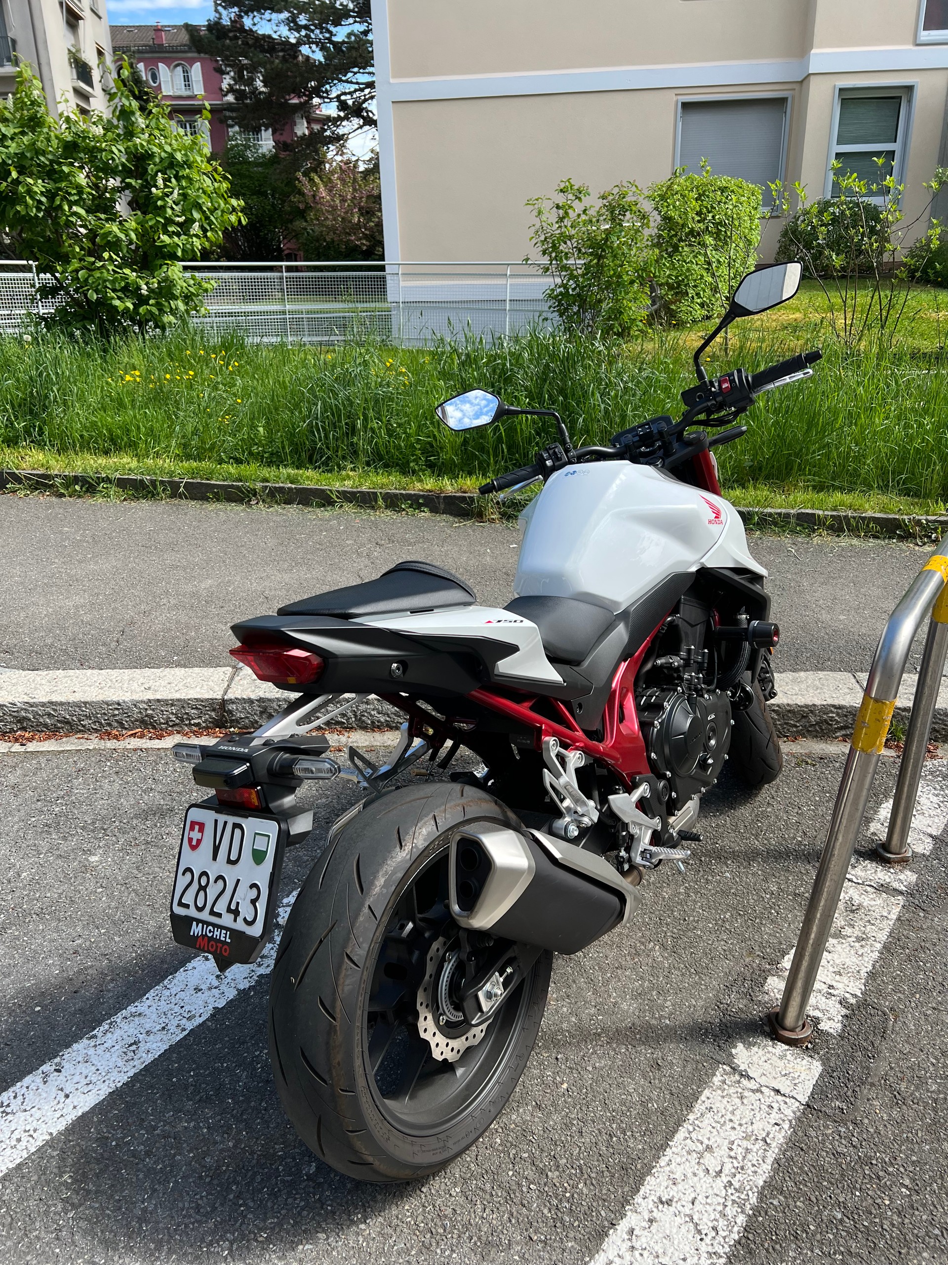 HONDA CB 750 Hornet (35kW)-image-6