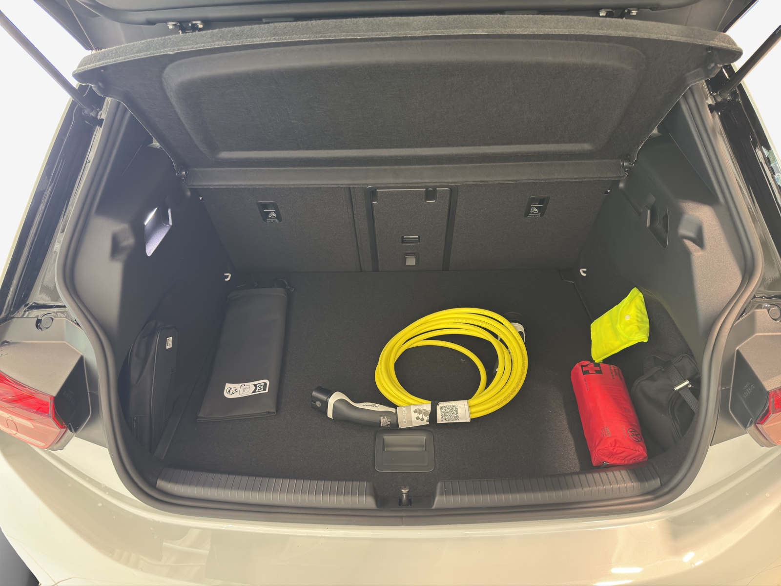 VW ID.3 Pro S 79 kWh Pro S United-image-12