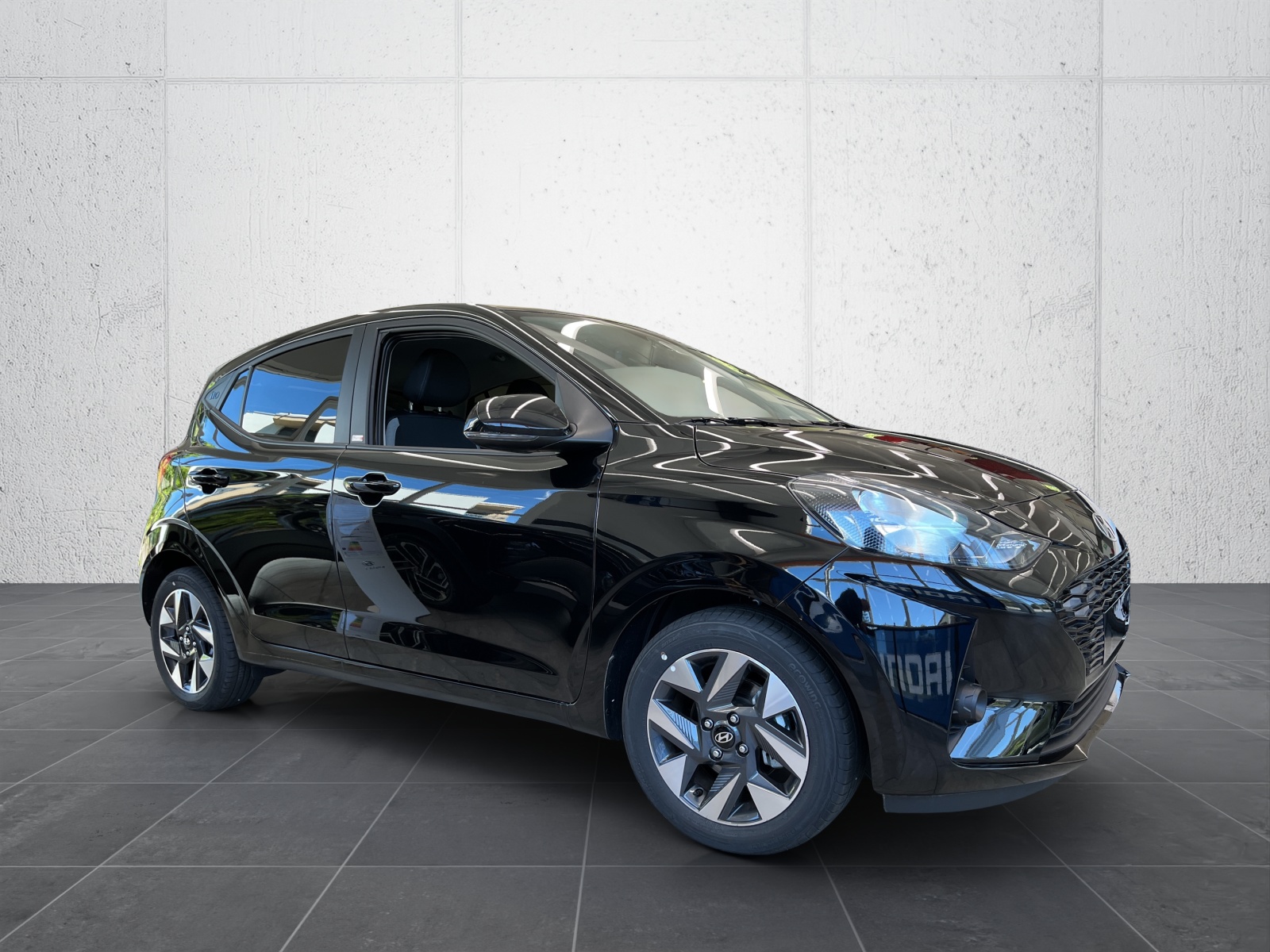 HYUNDAI i10 1.2 Amplia Aut.-image-7