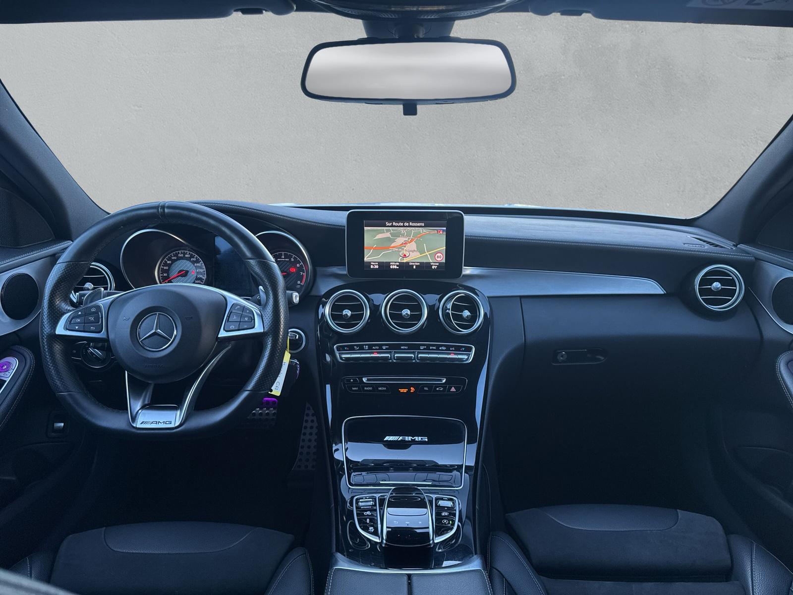 MERCEDES-BENZ C 63 AMG-image-12
