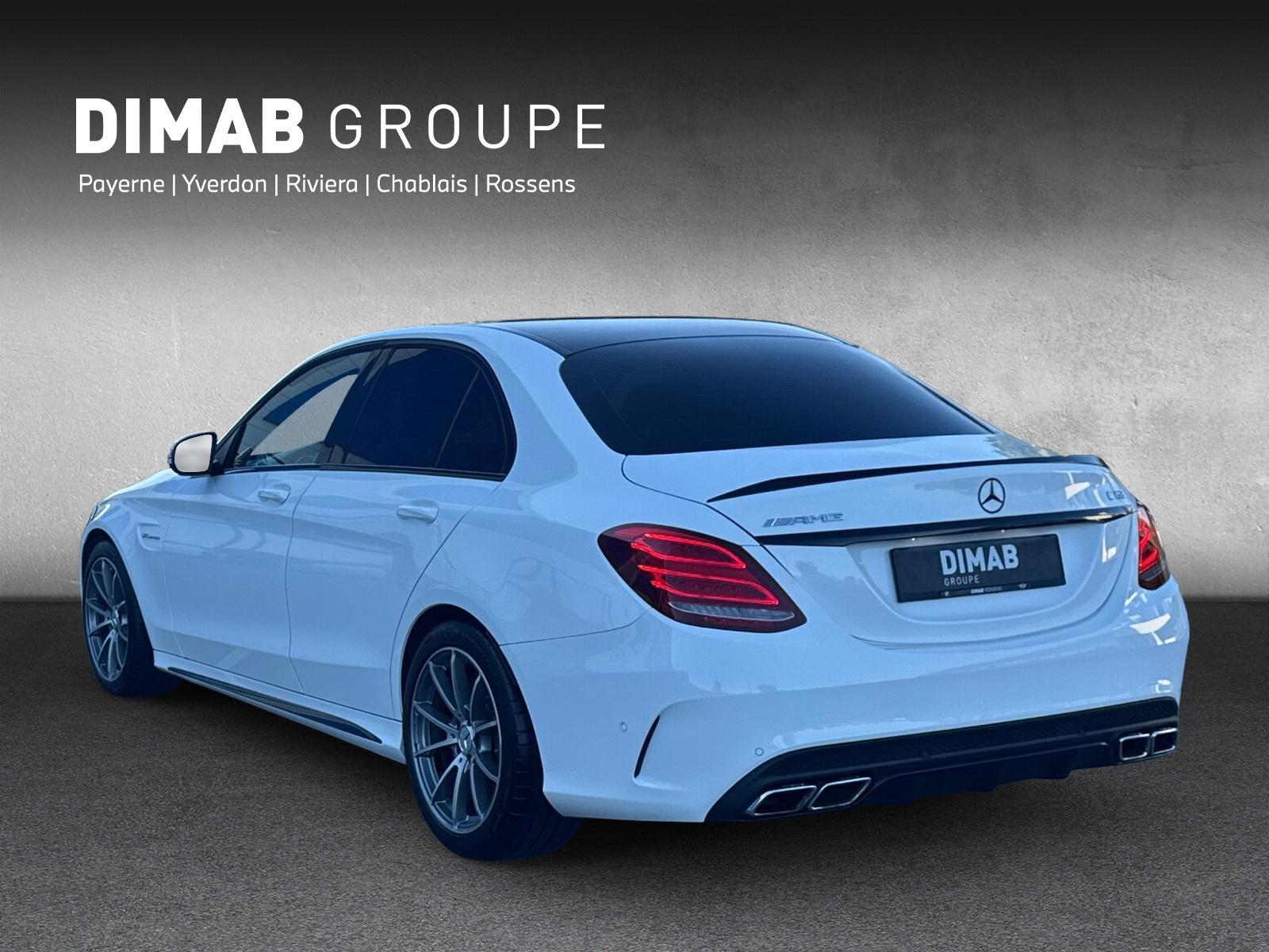 MERCEDES-BENZ C 63 AMG-showroom-element-2