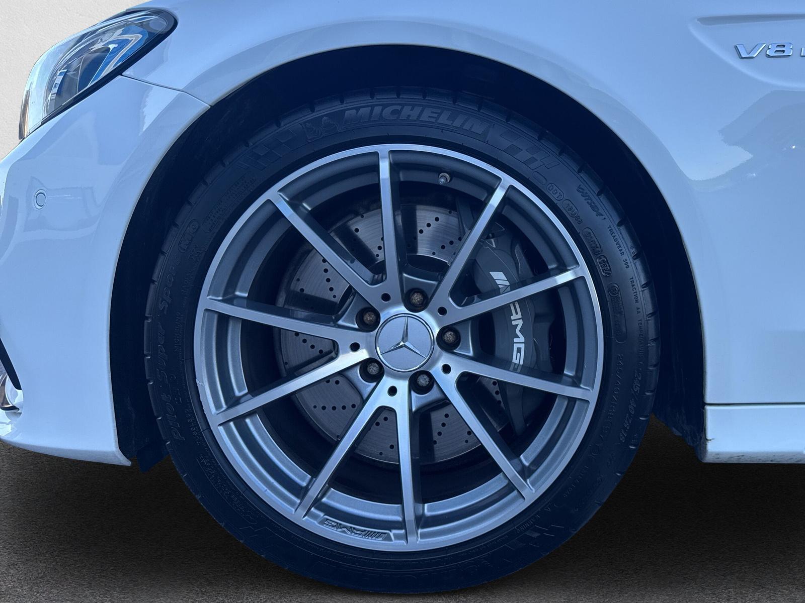MERCEDES-BENZ C 63 AMG-image-8