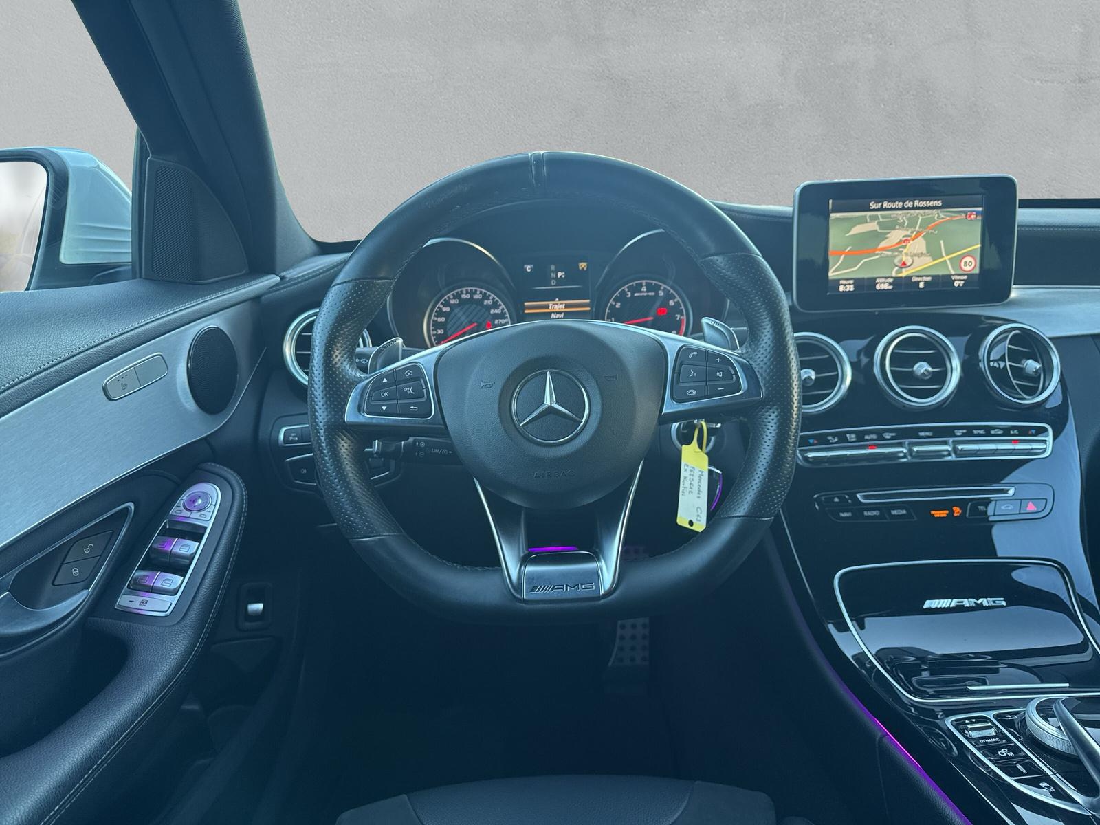 MERCEDES-BENZ C 63 AMG-image-15
