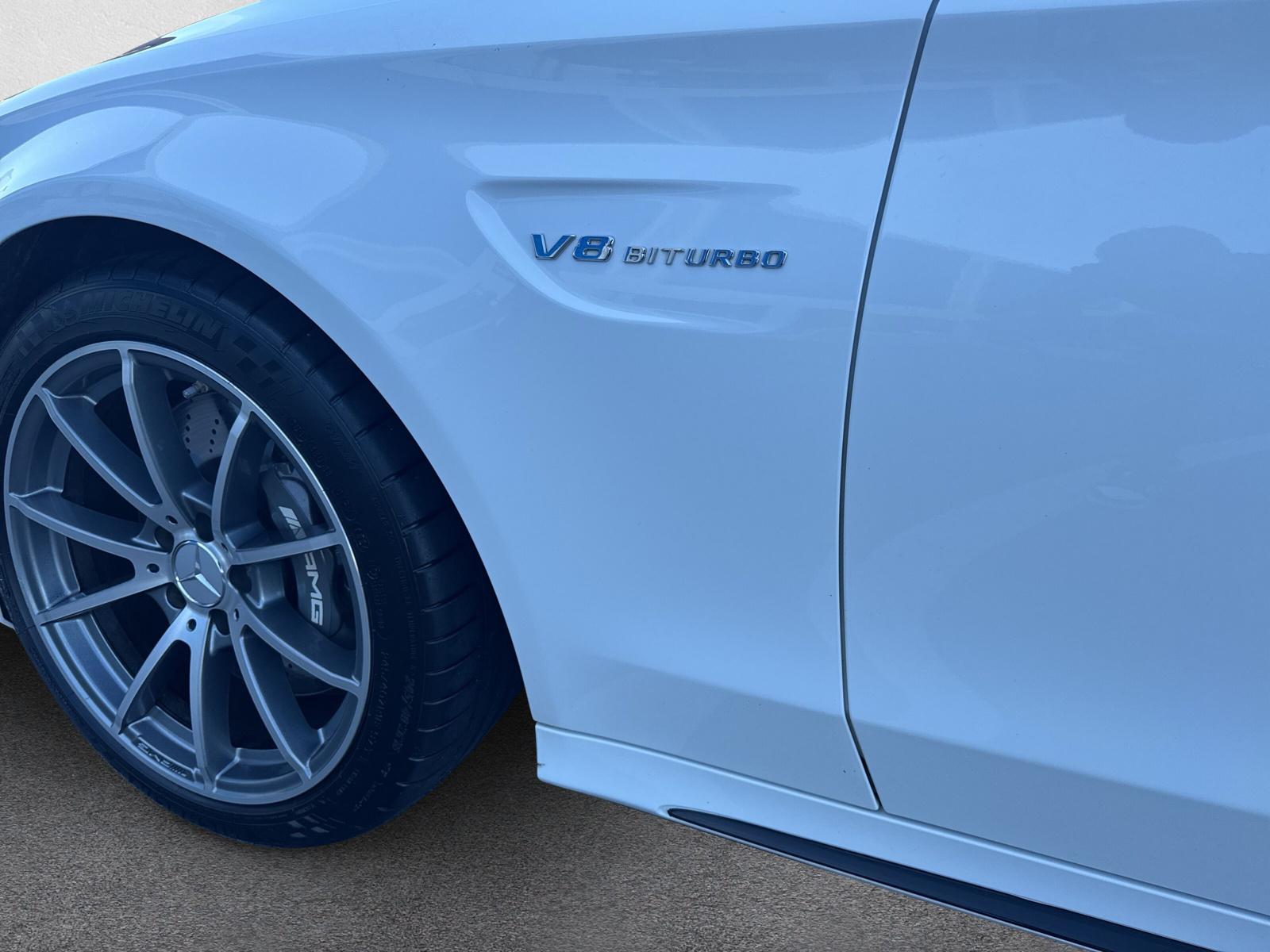 MERCEDES-BENZ C 63 AMG-image-23