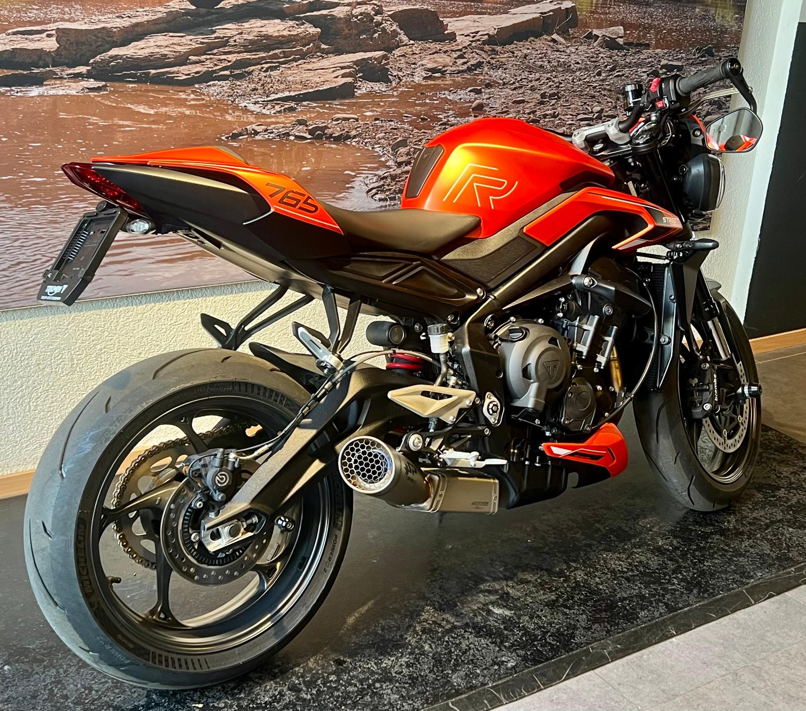 TRIUMPH Street Triple 765 R A2 (35kW)-image-5