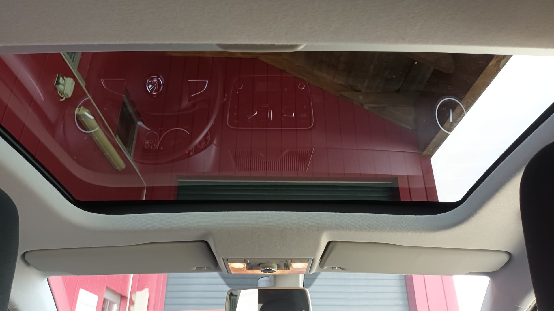SKODA Citigo 1.0 Elegance-image-13
