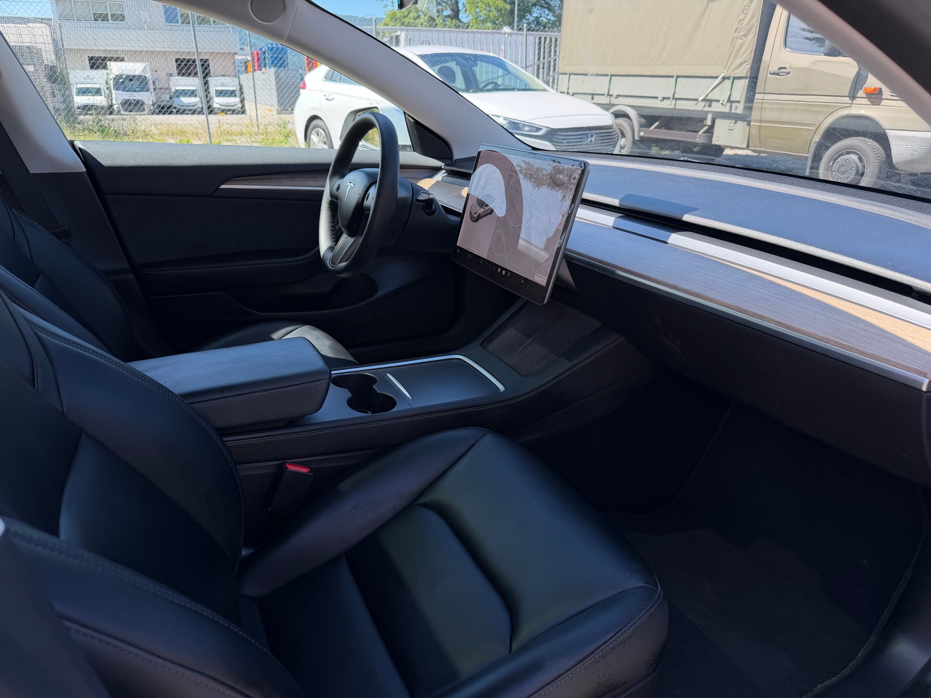 TESLA Model 3 Long Range Dual Motor AWD | Frisch MFK | FSD 3 | Wärmepumpe-image-8