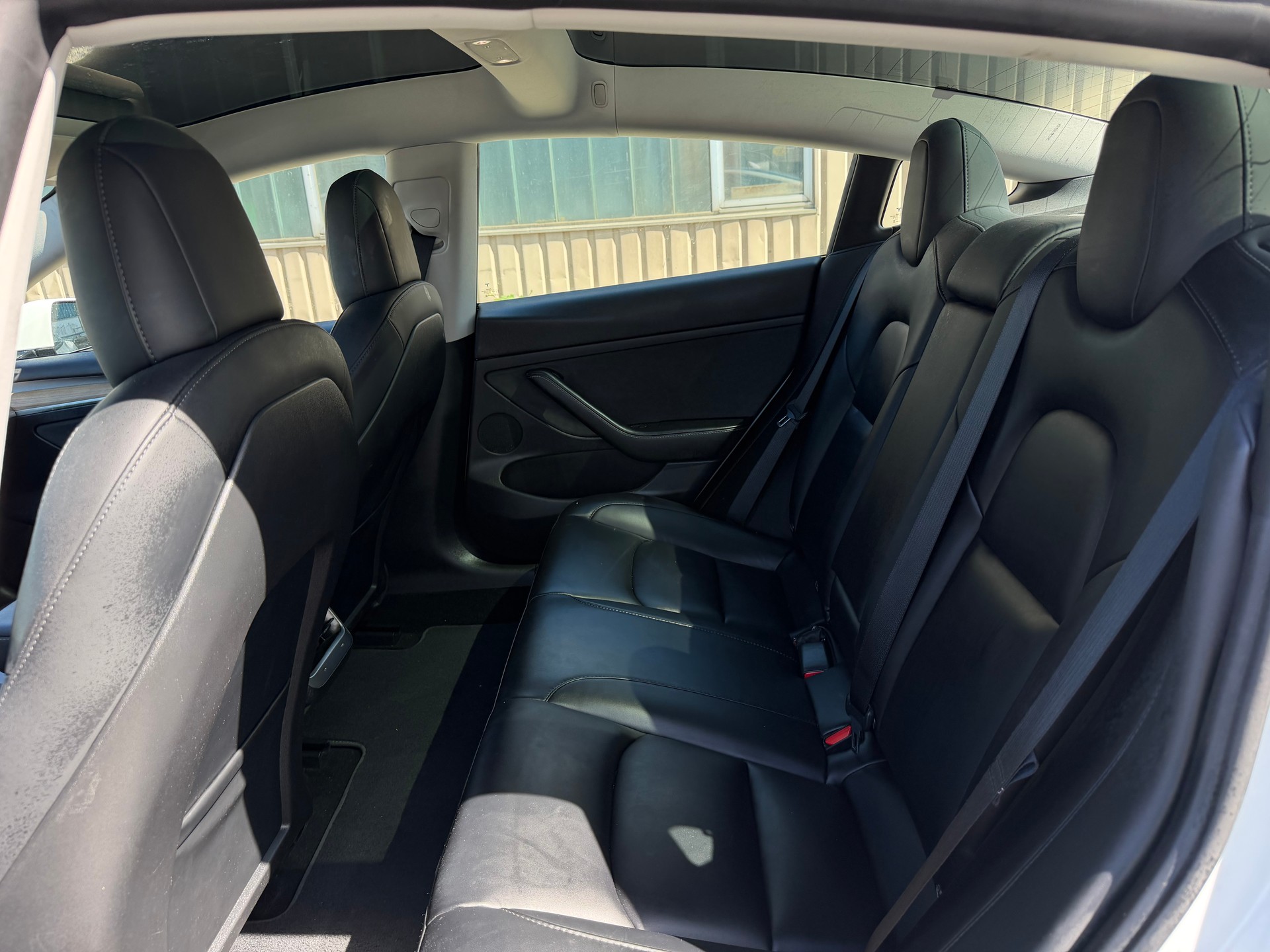 TESLA Model 3 Long Range Dual Motor AWD | Frisch MFK | FSD 3 | Wärmepumpe-image-9