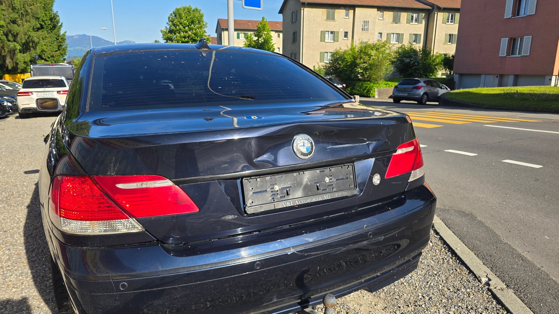 BMW 745d-image-5