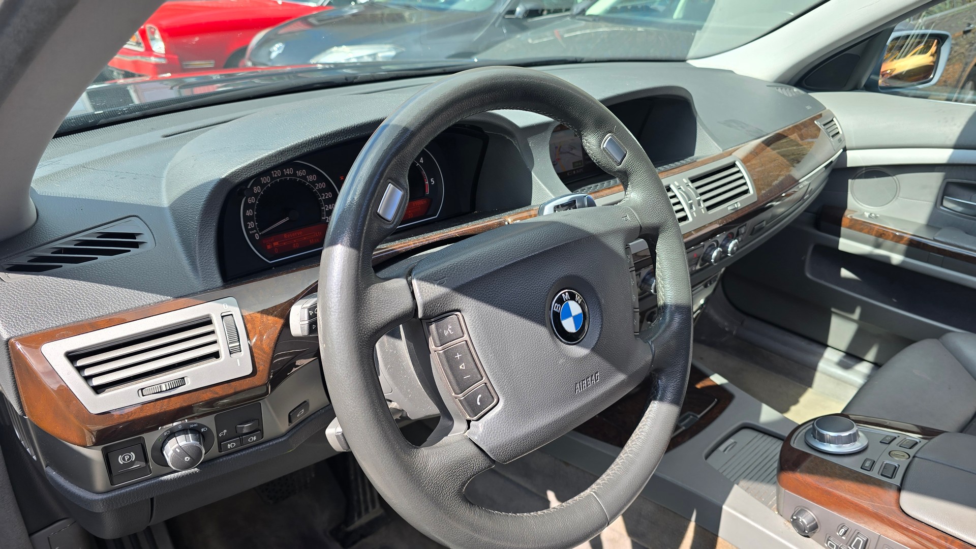 BMW 745d-image-16