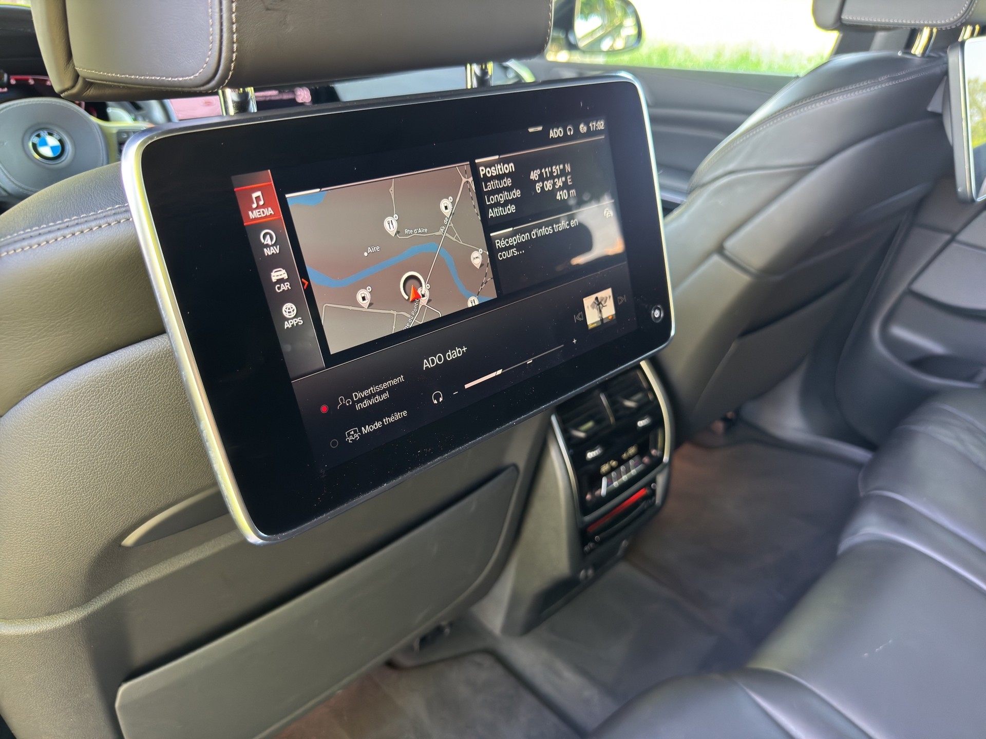 BMW X5 xDrive M50d Steptronic-image-24