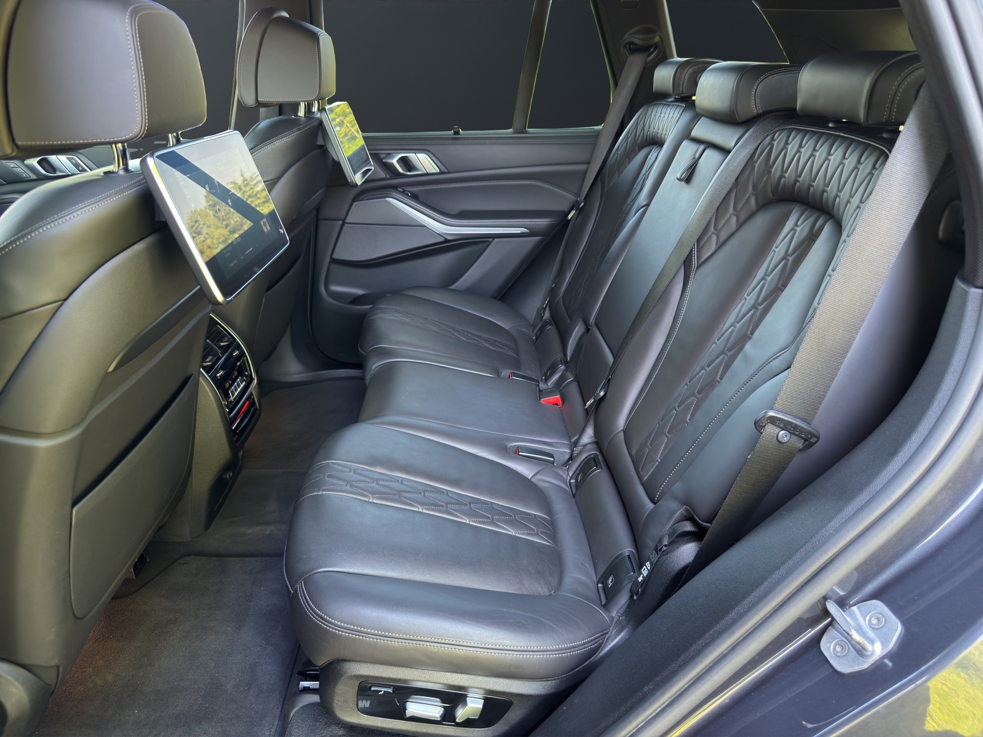 BMW X5 xDrive M50d Steptronic-image-14