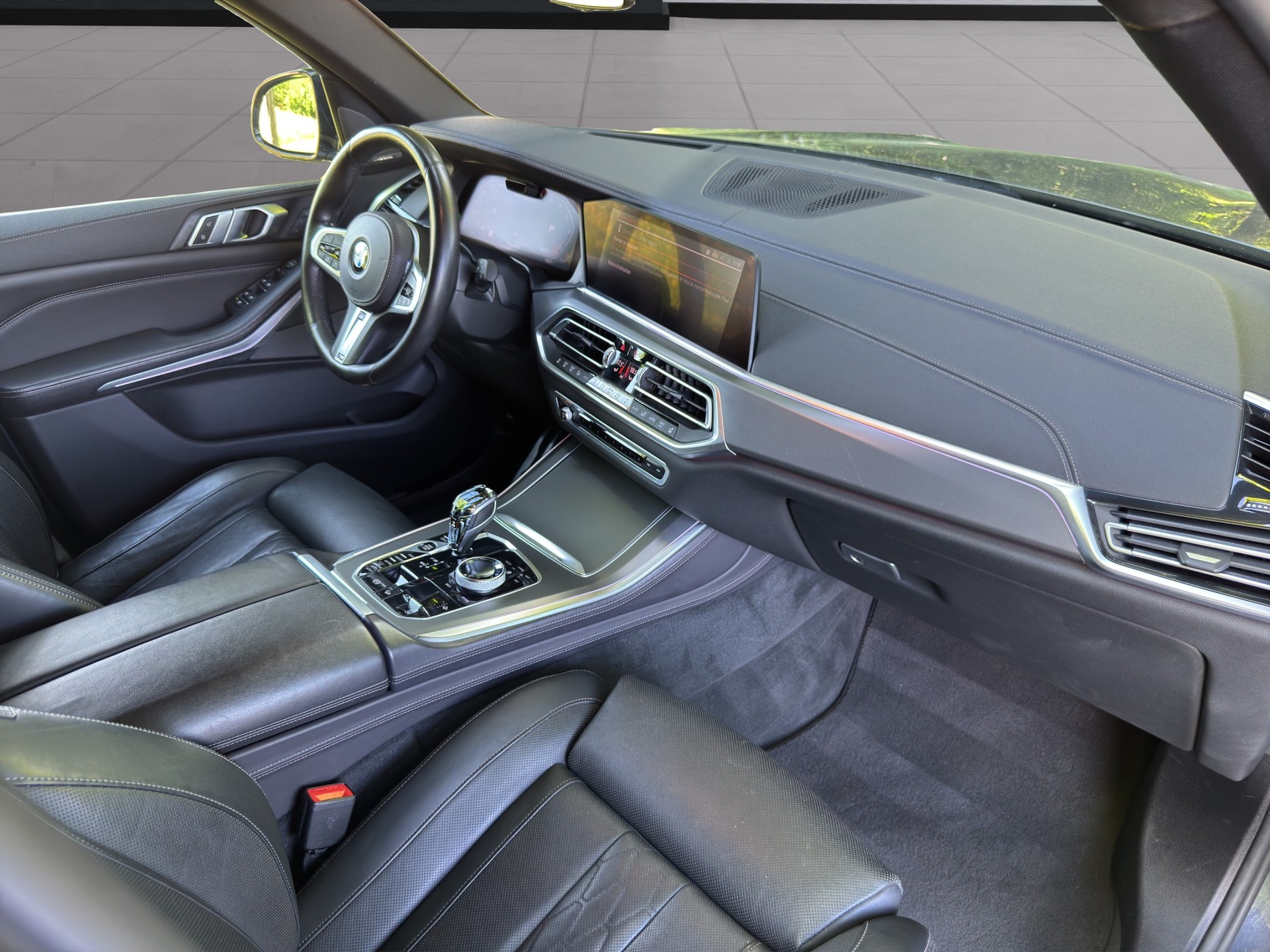 BMW X5 xDrive M50d Steptronic-image-12