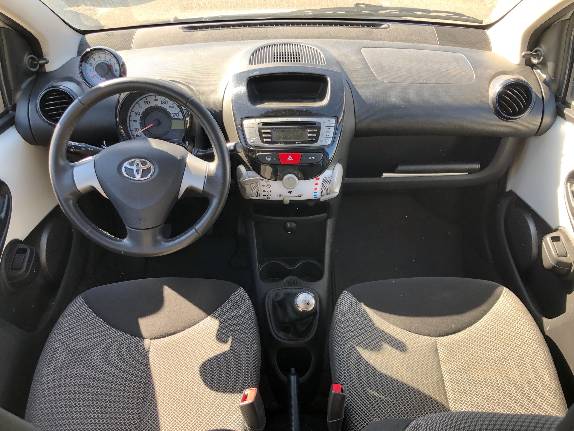 TOYOTA Aygo 1.0 VVT-i Collection-image-8