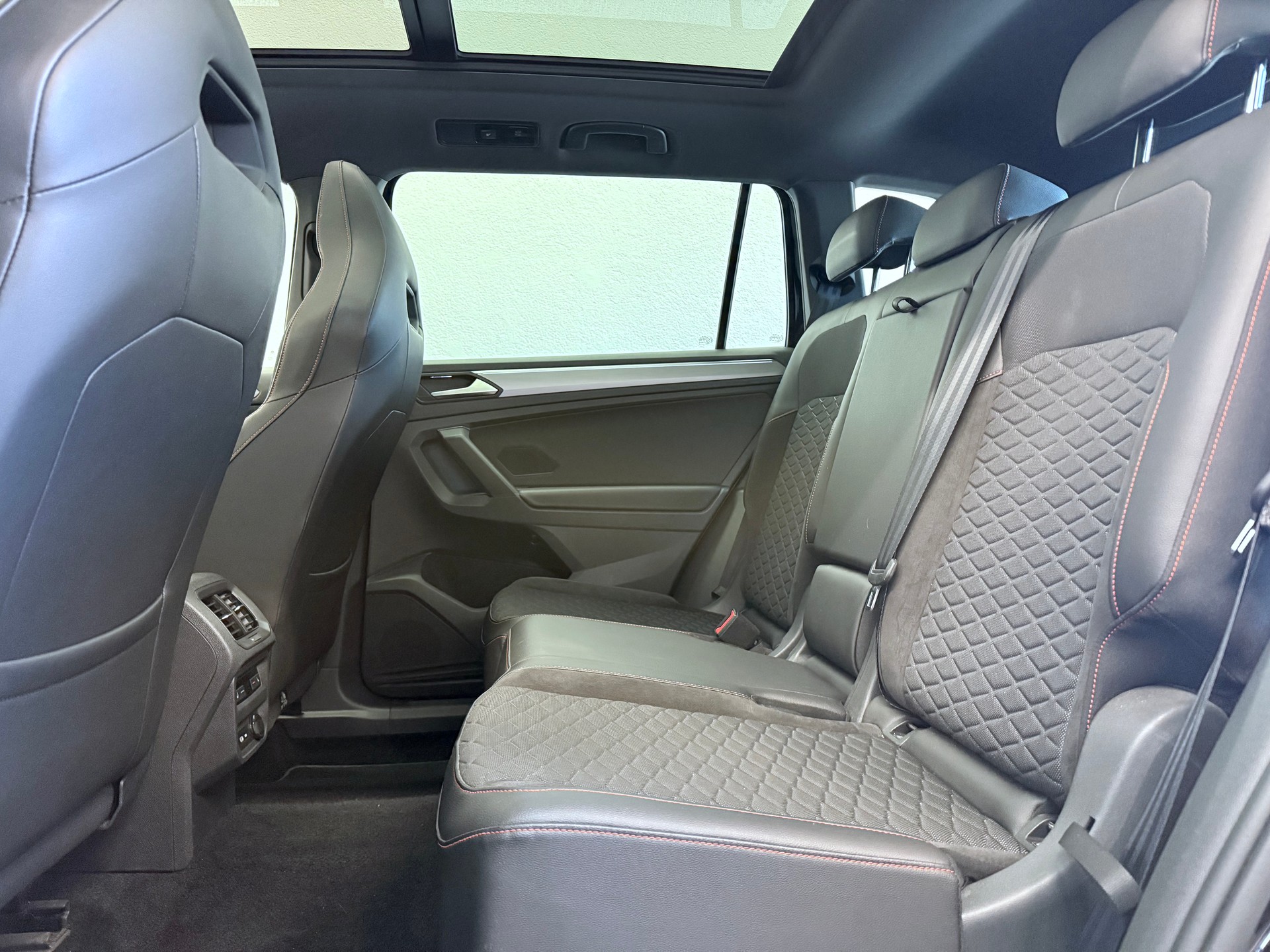 SEAT Tarraco 2.0TSI 4Drive DSG FR-image-17