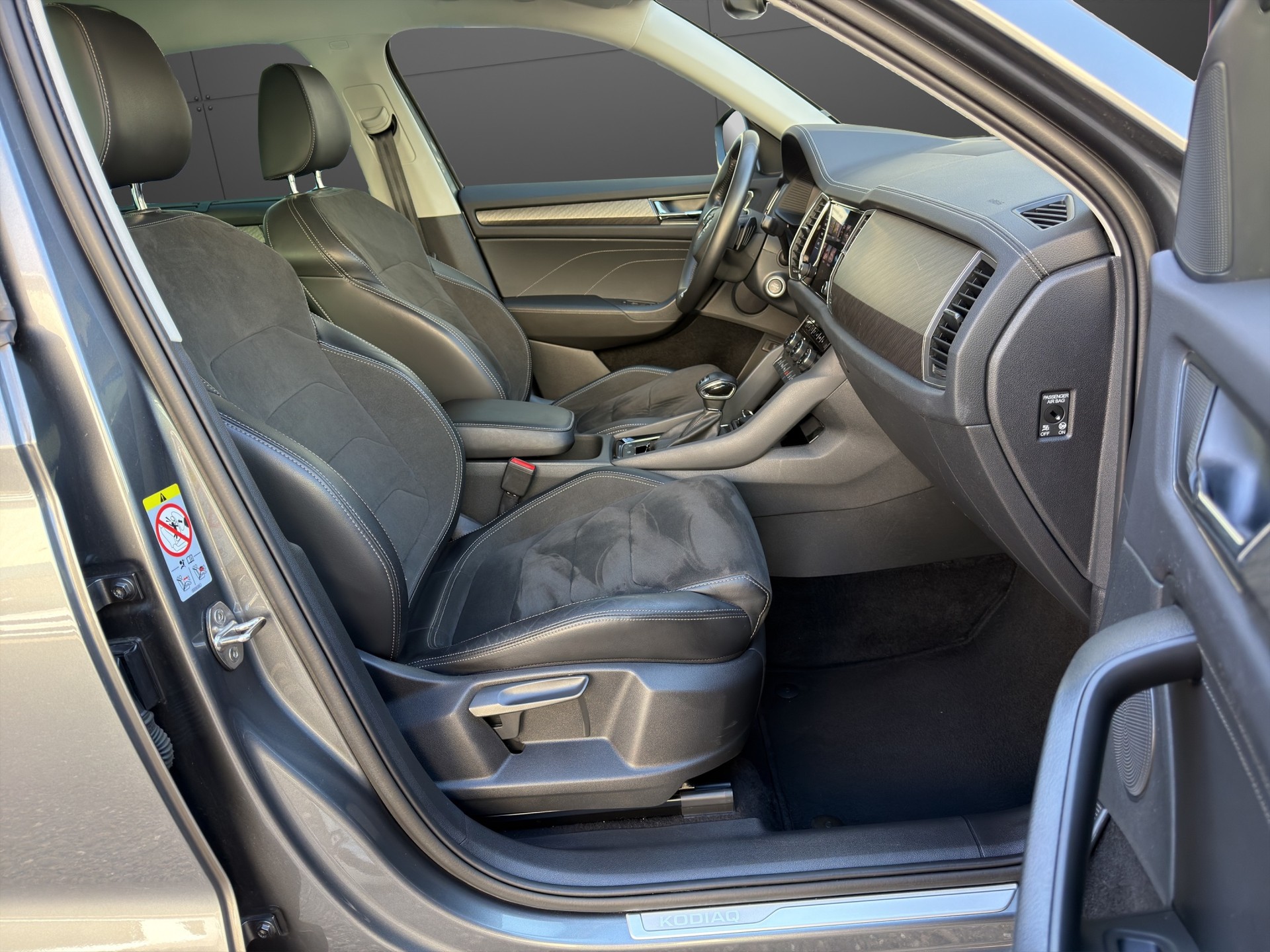 SKODA Kodiaq 2.0 TDI CR Clever 4x4 DSG-image-12