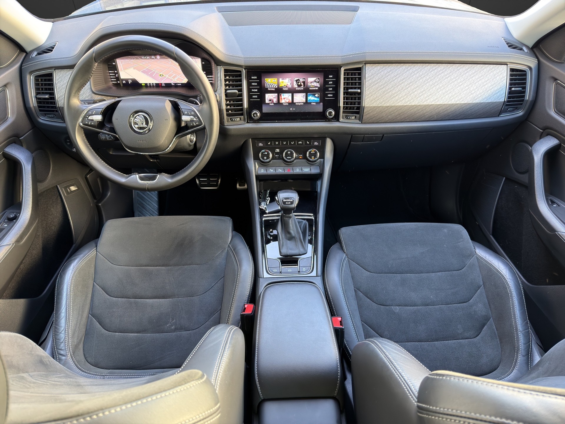 SKODA Kodiaq 2.0 TDI CR Clever 4x4 DSG-image-8