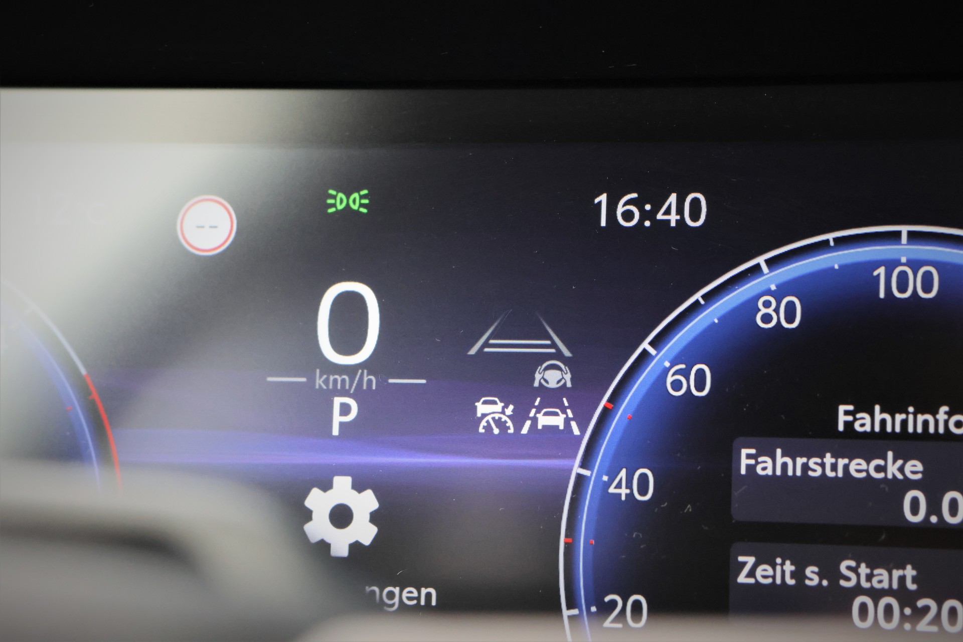 TOYOTA Land Cruiser 2.8TD 48V Style (CH)-image-27