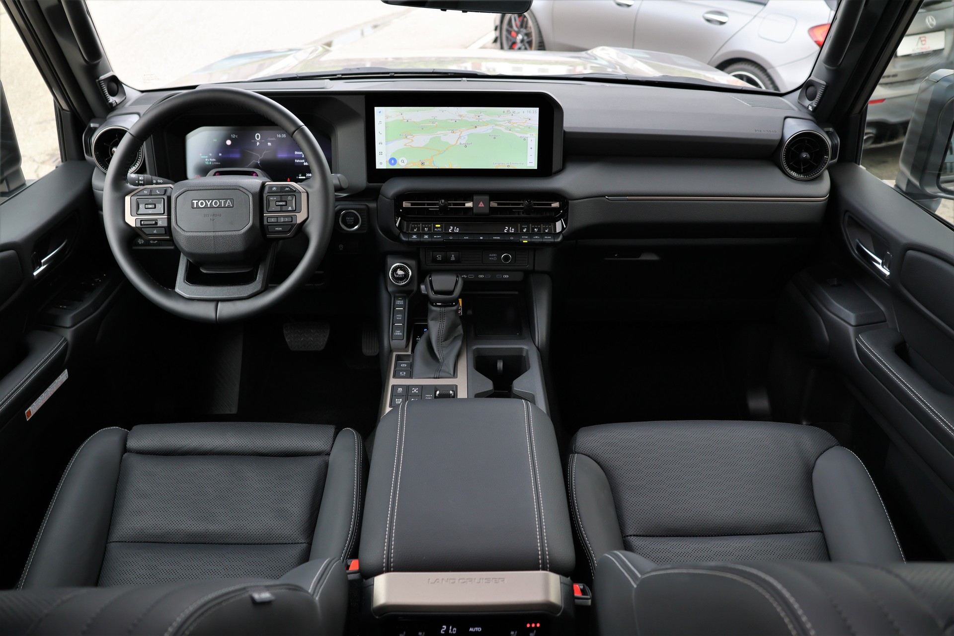 TOYOTA Land Cruiser 2.8TD 48V Style (CH)-image-18