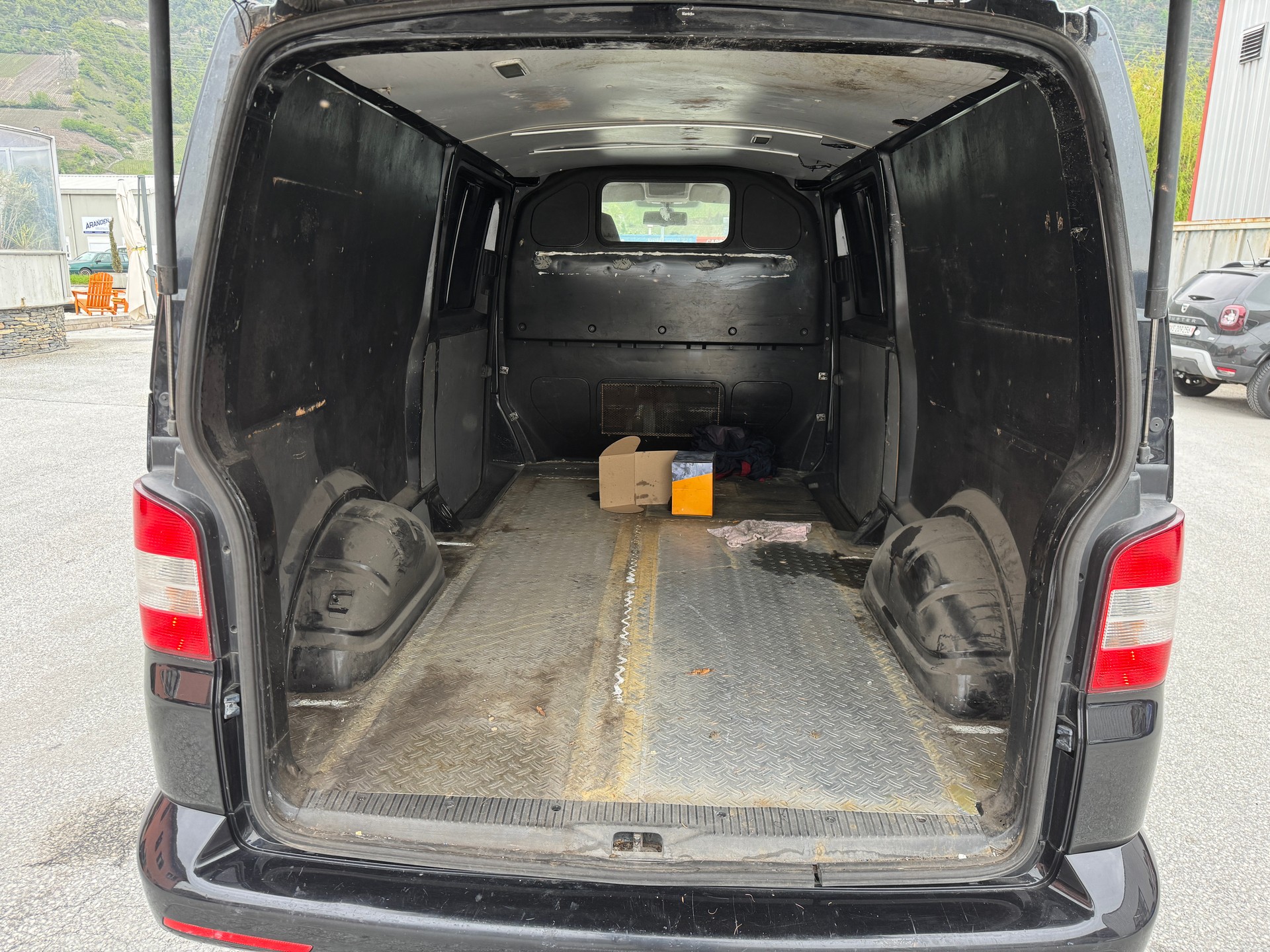VW T5 2.0 Bi-TDI 4Motion DSG-image-11