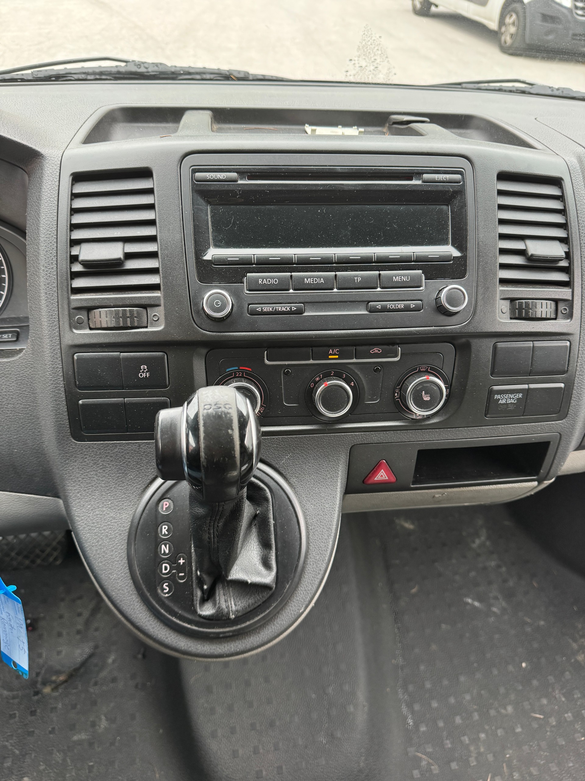 VW T5 2.0 Bi-TDI 4Motion DSG-image-9