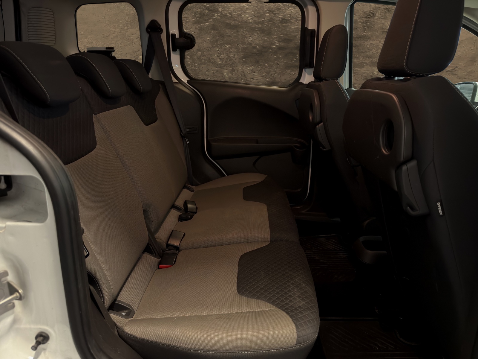 FORD Tourneo Courier 1.0 SCTi Trend-image-15