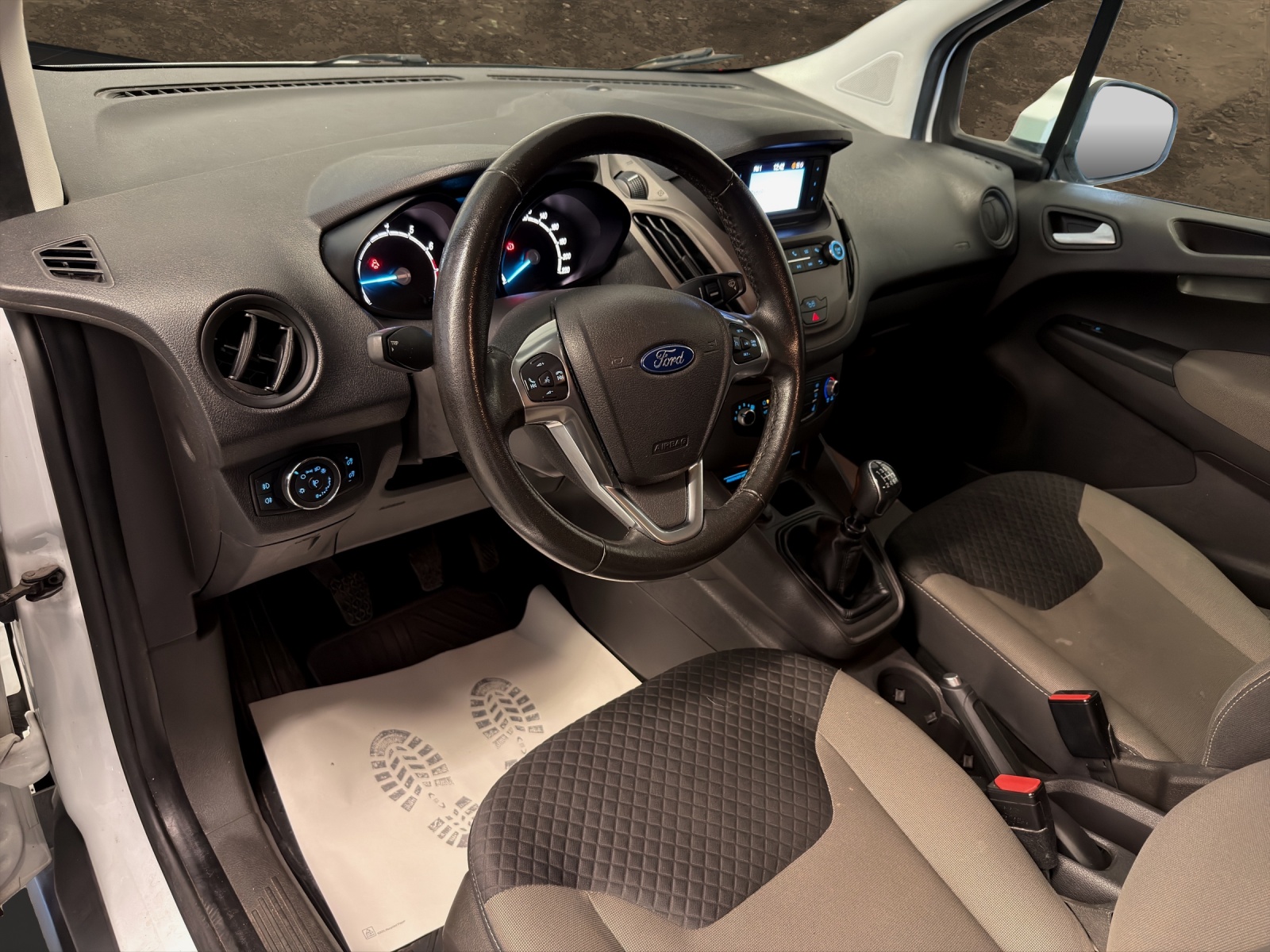 FORD Tourneo Courier 1.0 SCTi Trend-image-7