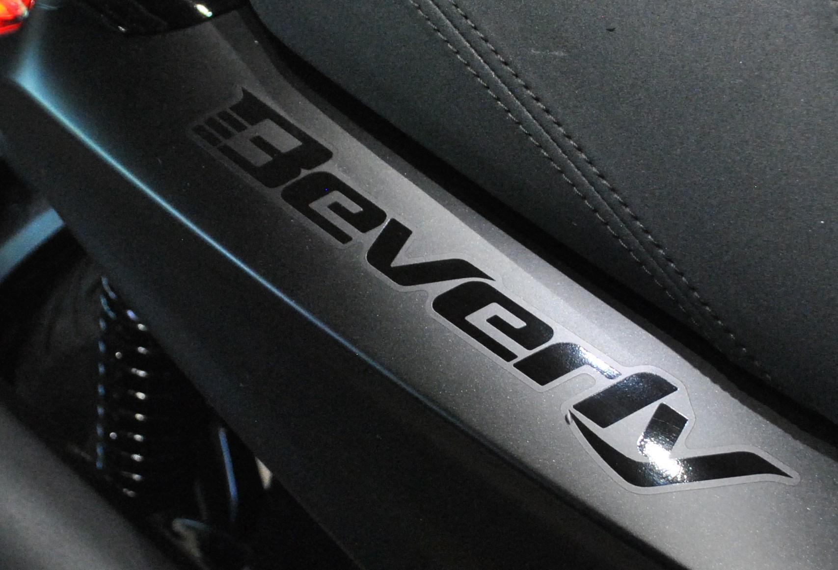 PIAGGIO Beverly 400 Sport-image-6