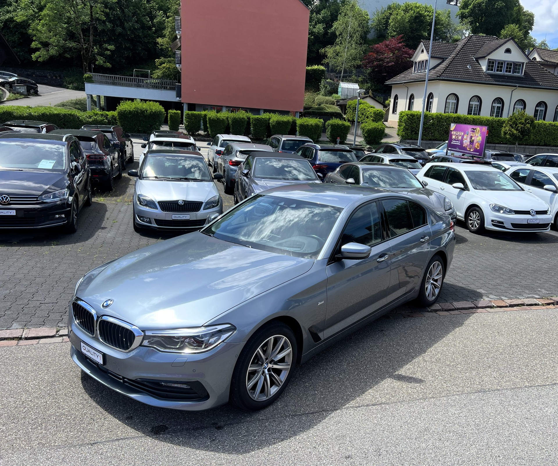 BMW 520d xDrive Sport Line Steptronic-image-10