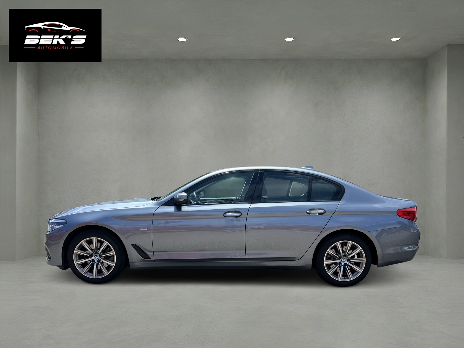 BMW 520d xDrive Sport Line Steptronic-showroom-element-1