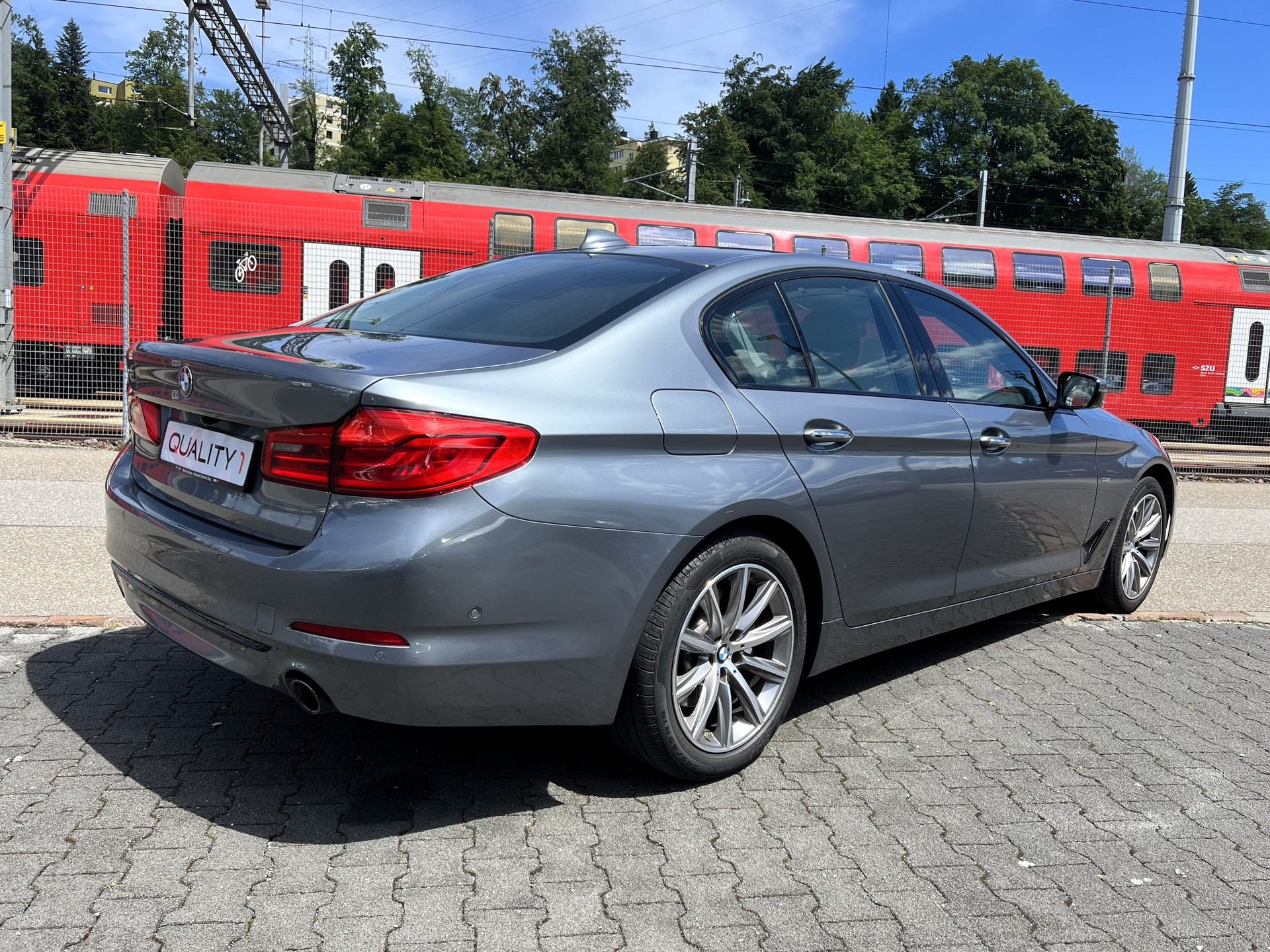 BMW 520d xDrive Sport Line Steptronic-image-4