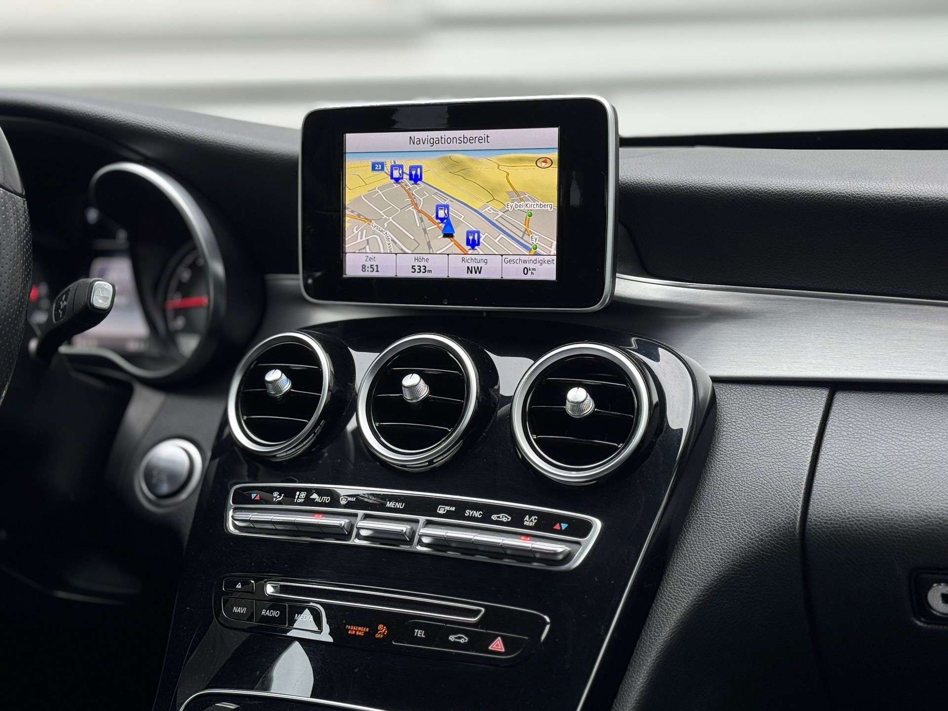 MERCEDES-BENZ C 180 AMG Line 7G-Tronic-image-8