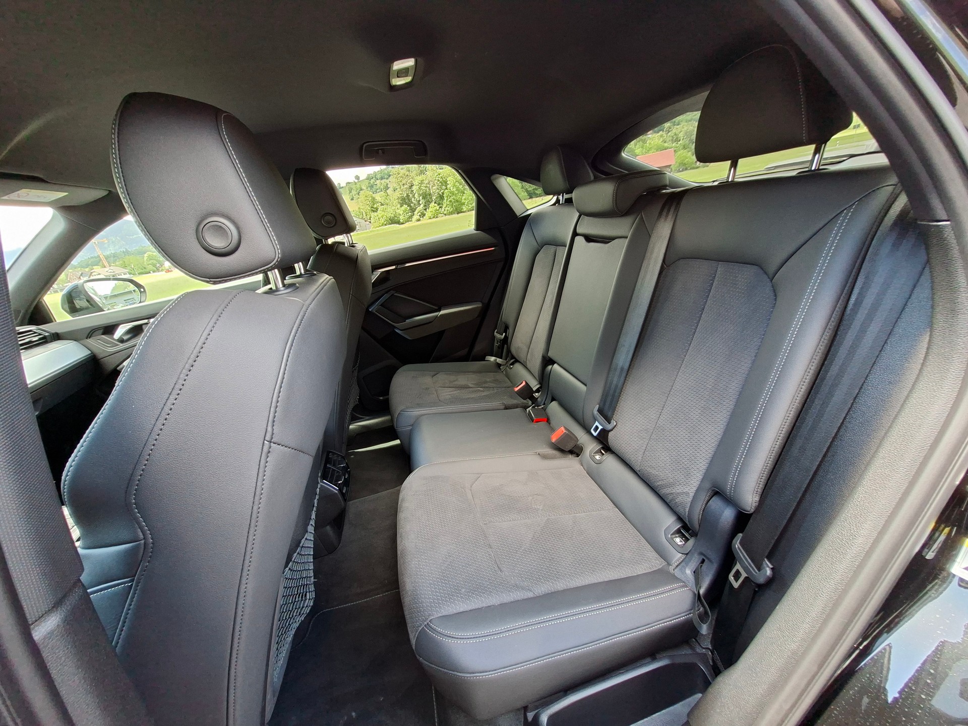 AUDI Q3 Sportback 40 TFSI S line quattro S-tronic *CH-Fahrzeug mit Garantie+ASSP*-image-15