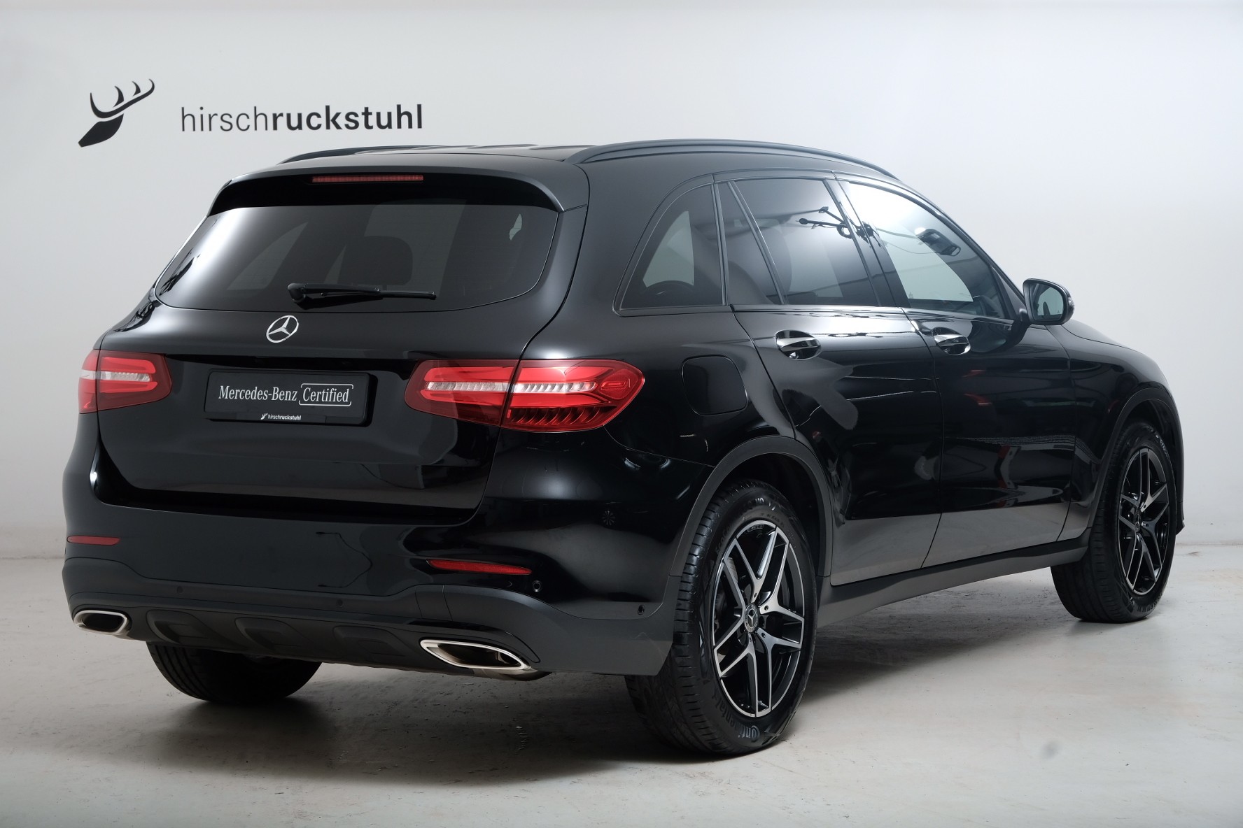 MERCEDES-BENZ GLC 250 AMG Line 4Matic 9G-Tronic-showroom-element-3