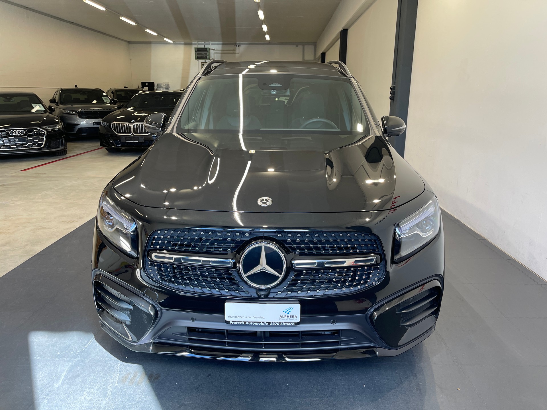MERCEDES-BENZ GLB 200 d 8G-Tronic *AMG -LINE 7 PLATZ*-showroom-element-1